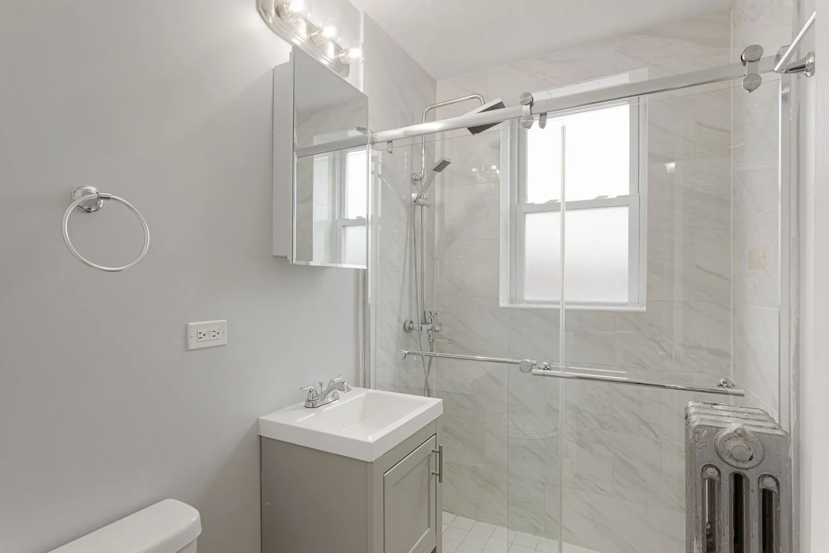 1521 W Sherwin Ave, , 60626, USA 60626-unit#410-Chicago-IL