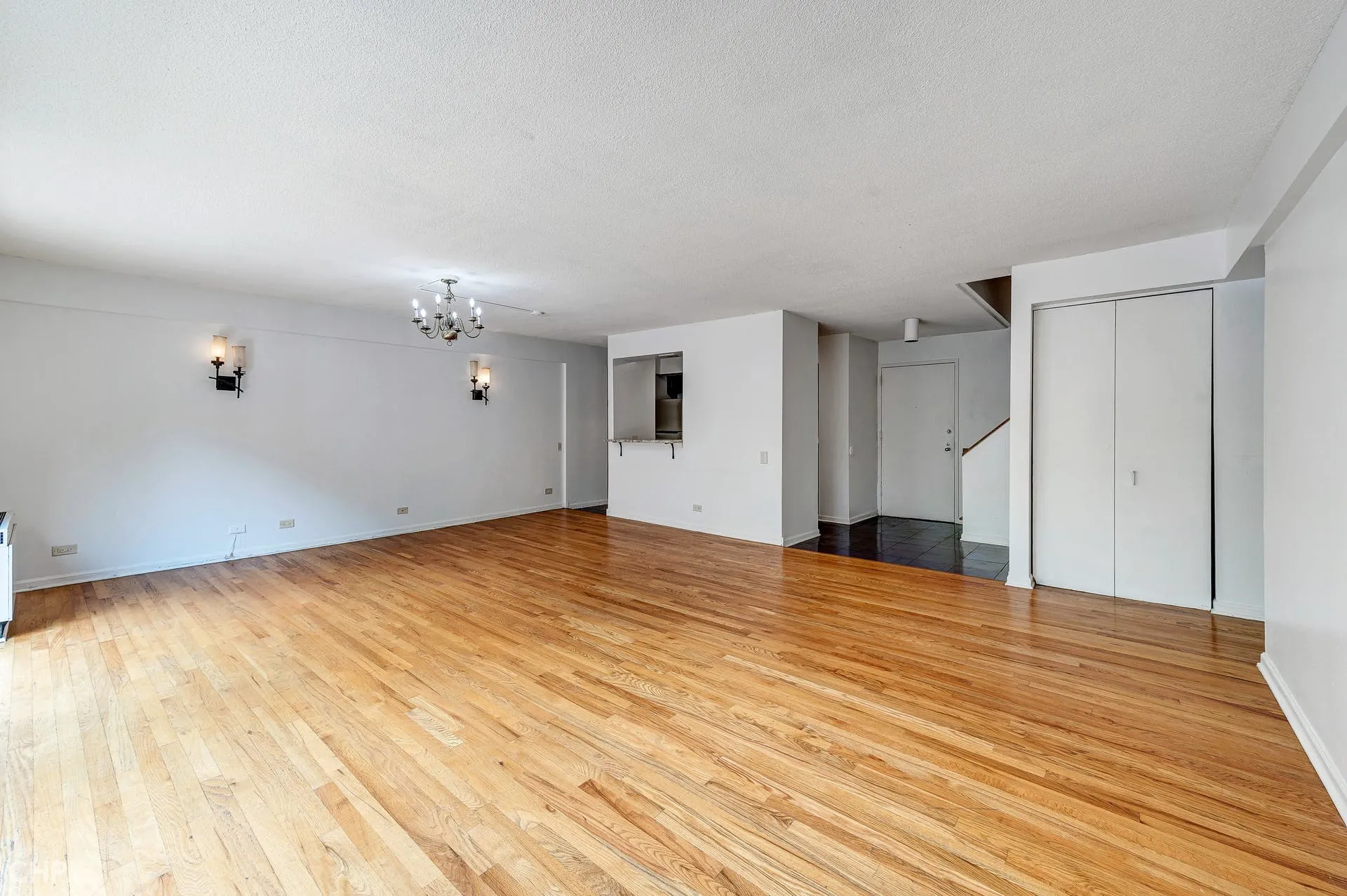 1115 S PLYMOUTH CT 60605-The Condos at Dearborn Park-unit#A-113-Chicago-IL
