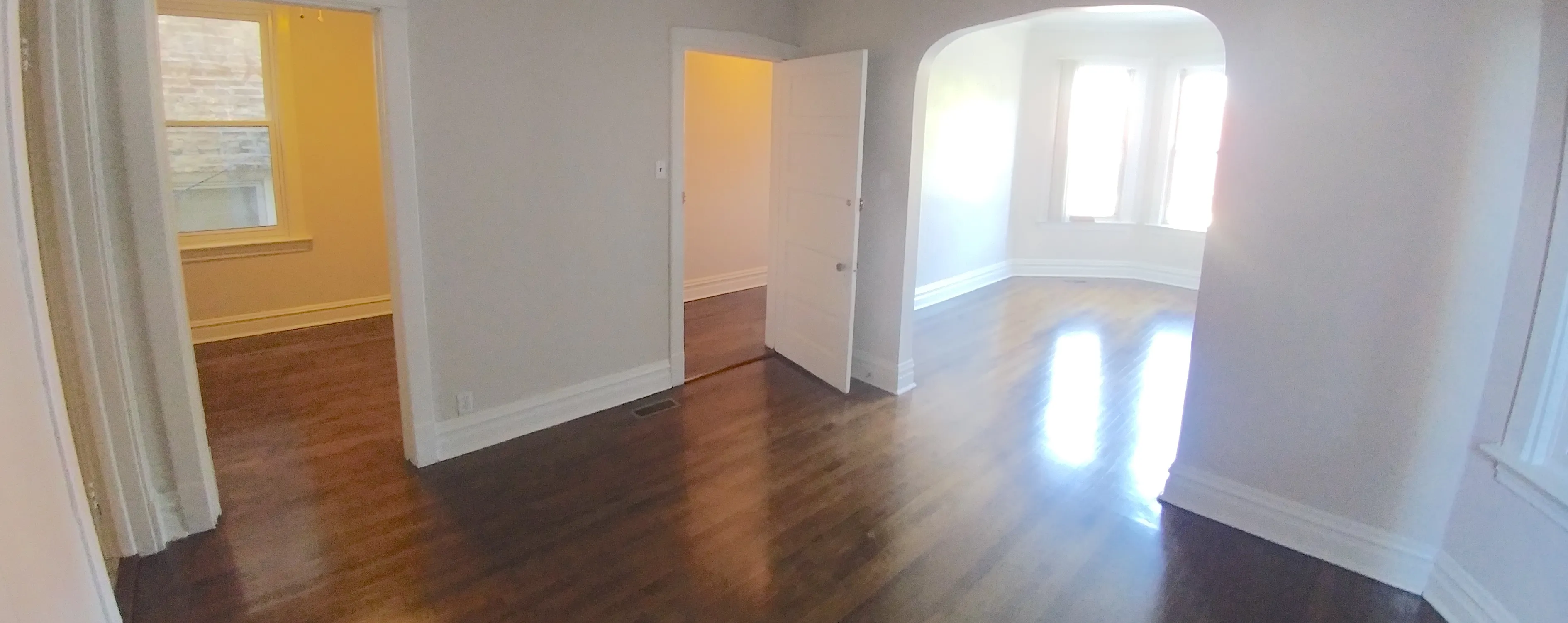 2417 W MONTROSE AVE 60618-unit#01F-Chicago-IL