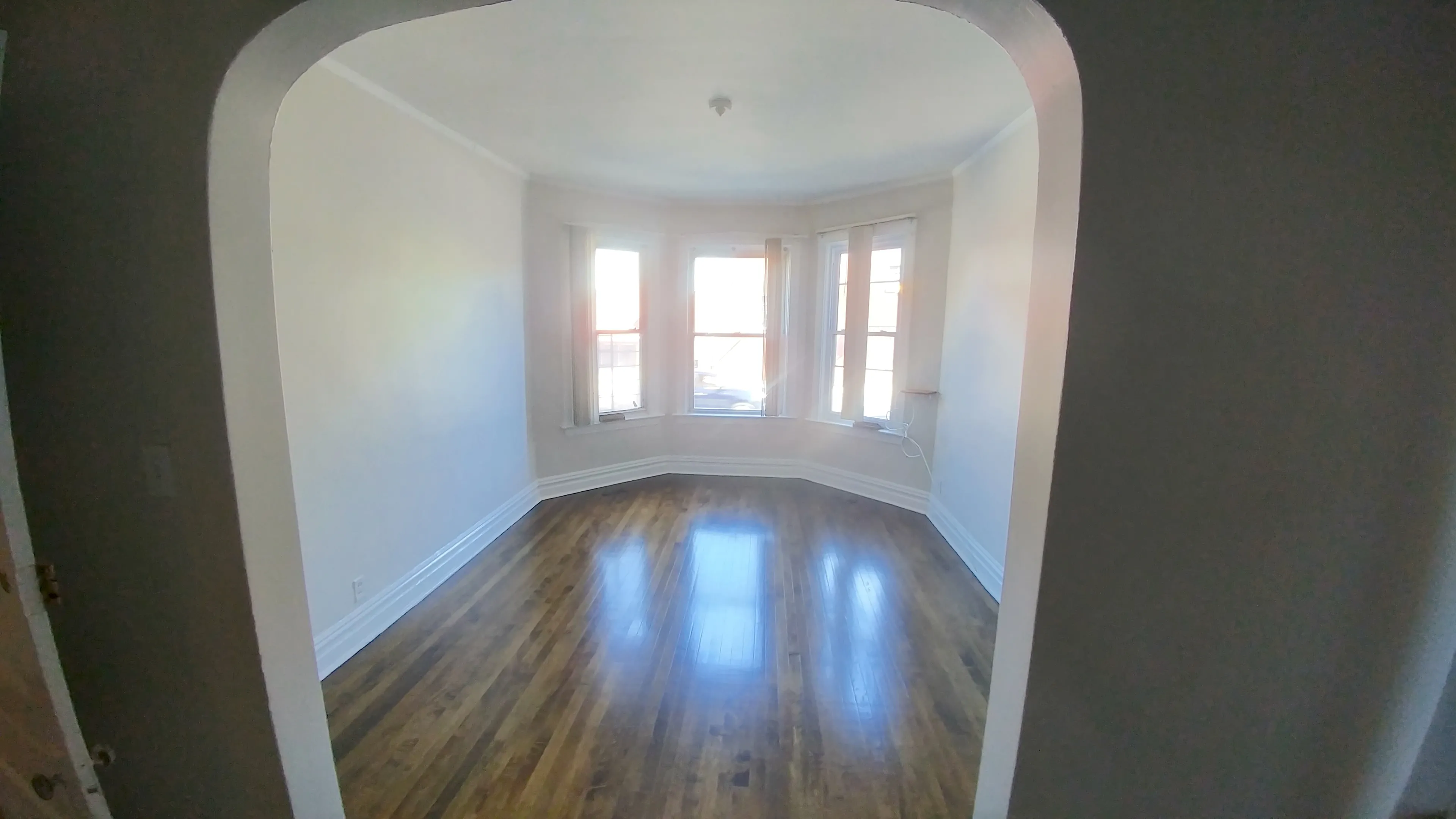 2417 W MONTROSE AVE 60618-unit#01F-Chicago-IL