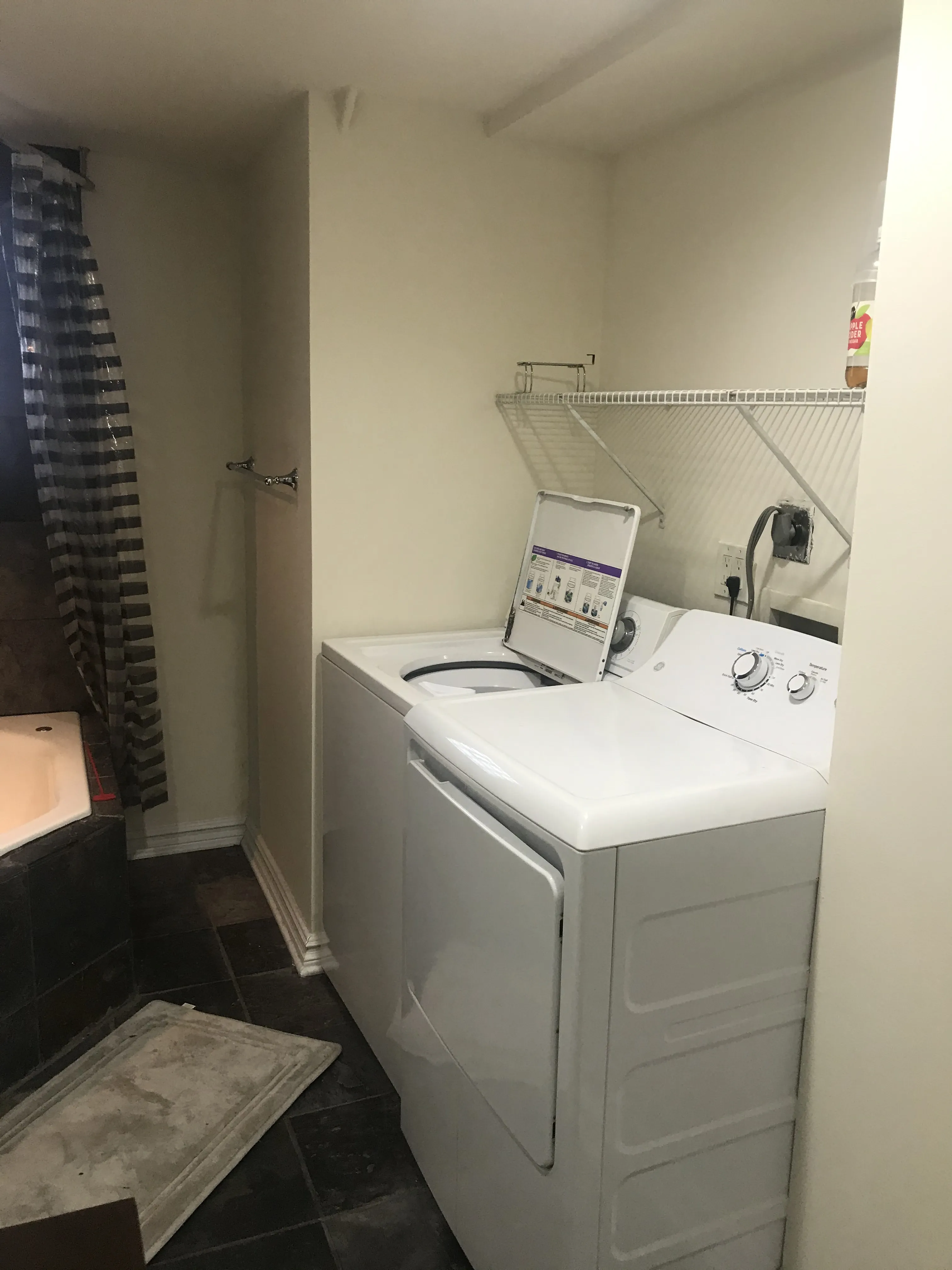 1042 W WEBSTER AVE 60614-unit#bsmt-Chicago-IL