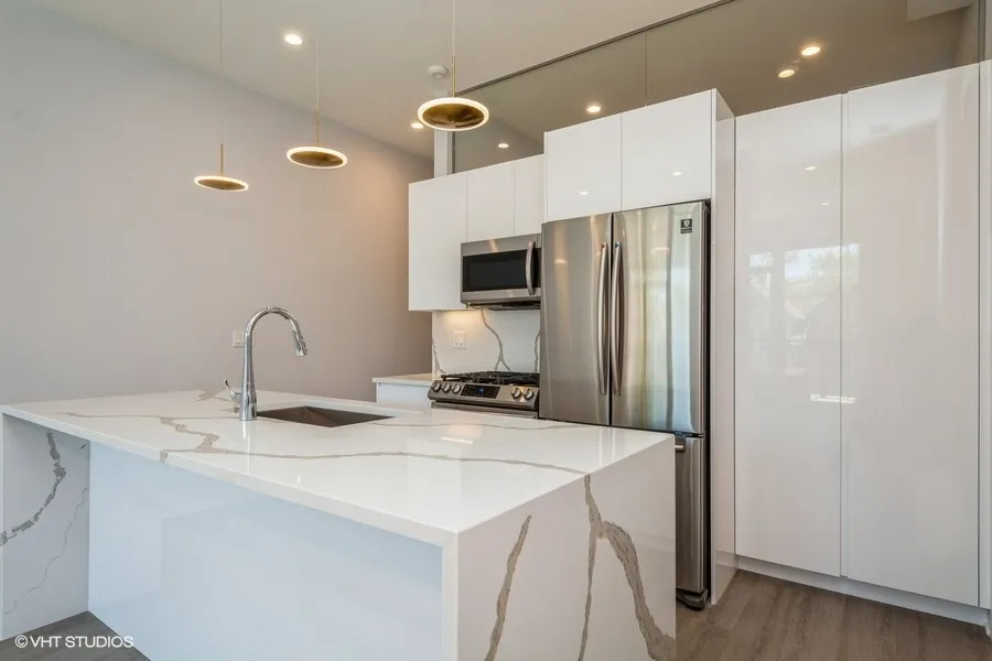 2353 W WABANSIA AVE 60647-unit#003-Chicago-IL