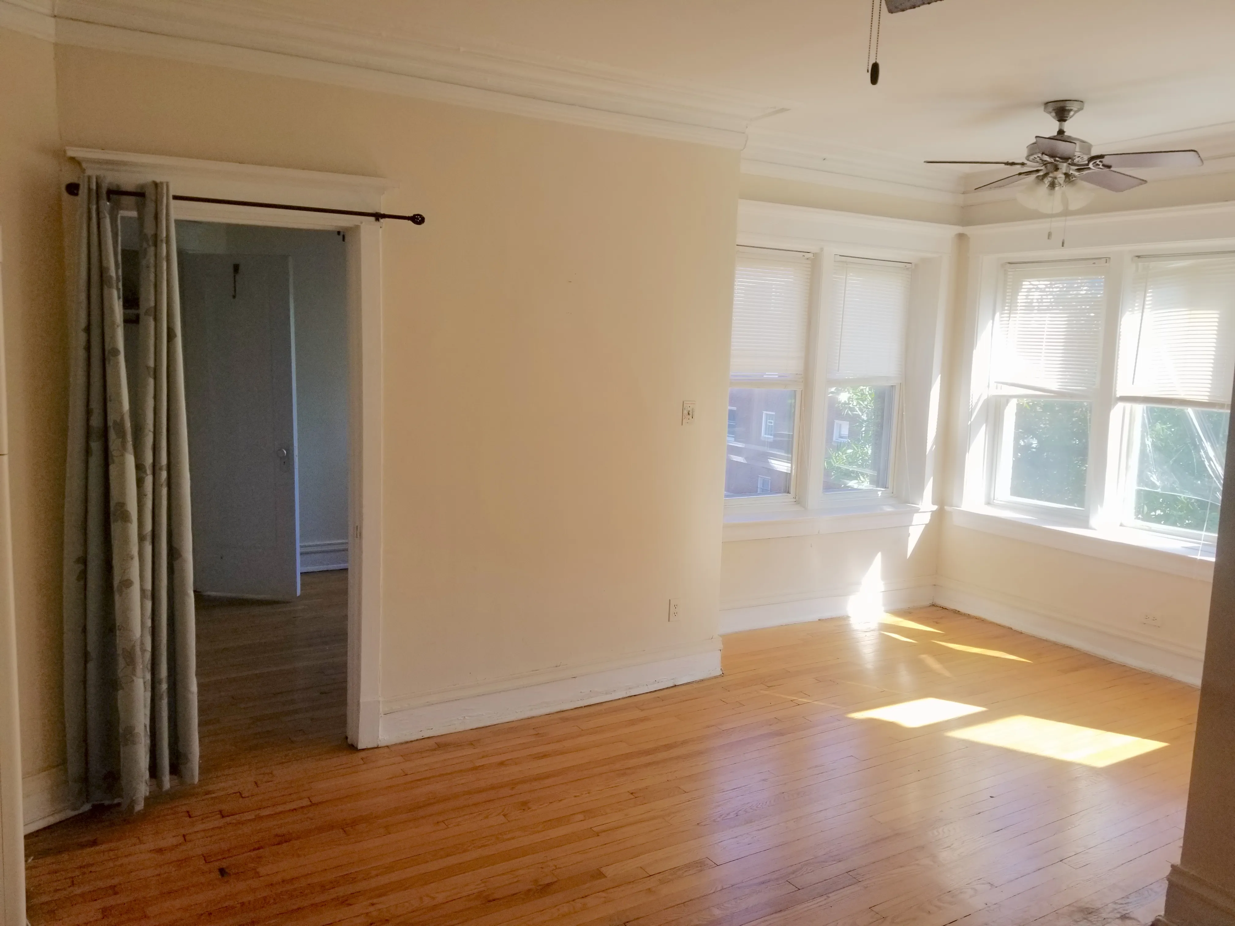 1300 W ALBION AVE 60626-unit#01-Chicago-IL