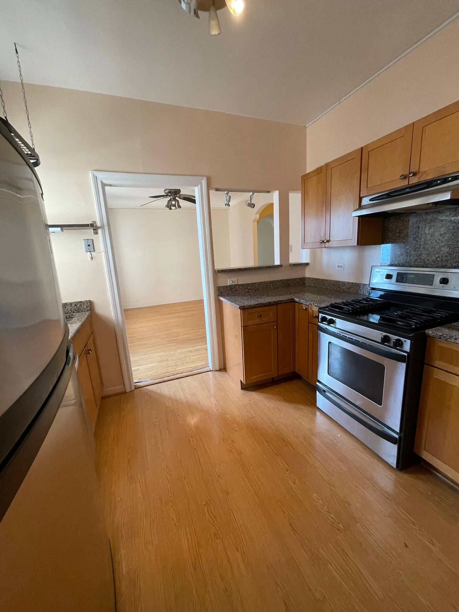 5000 S CORNELL AVE 60615-unit#17D-Chicago-IL