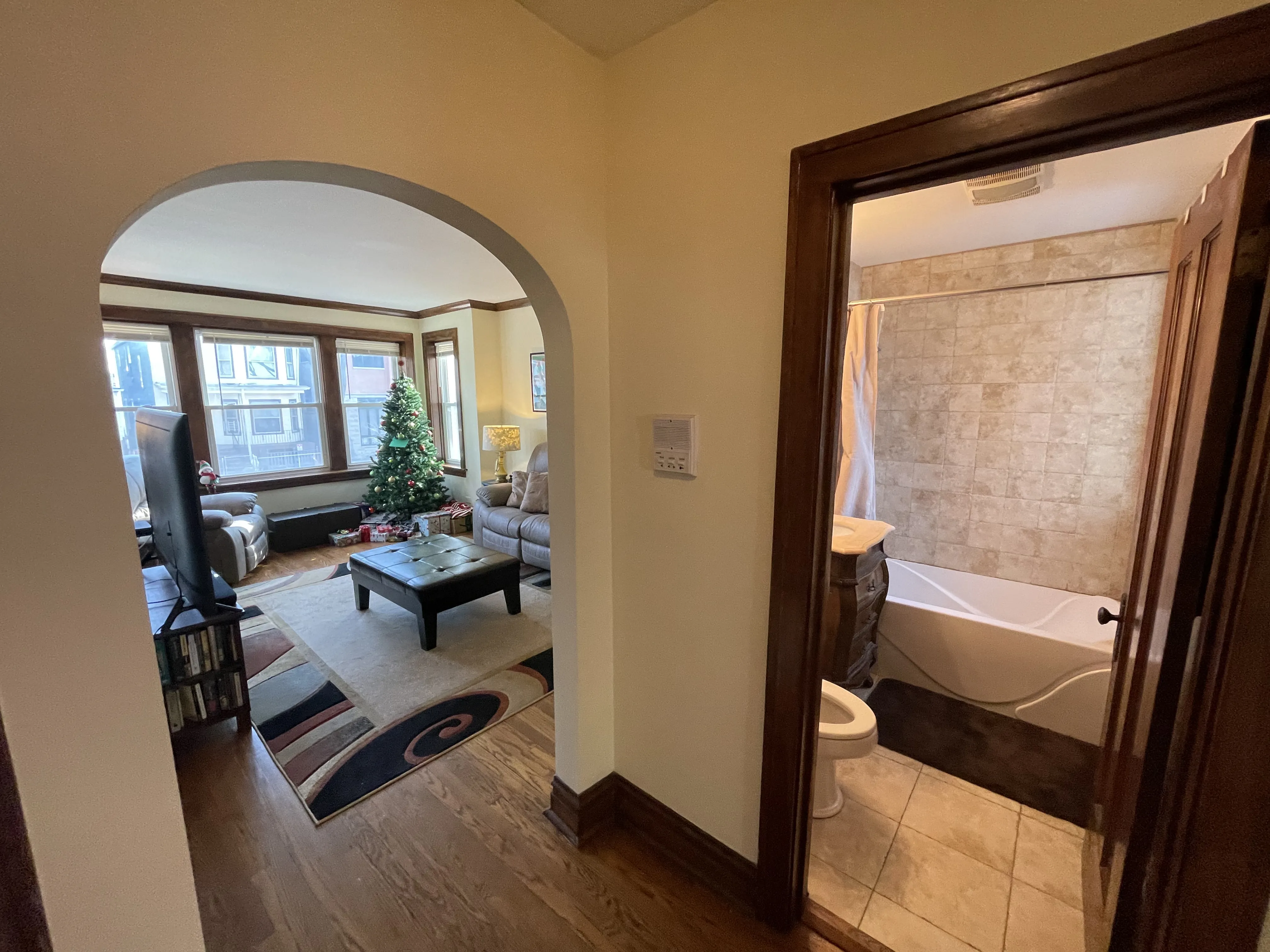4132 N MOZART ST 60618-Mozart Apartments-unit#1-Chicago-IL