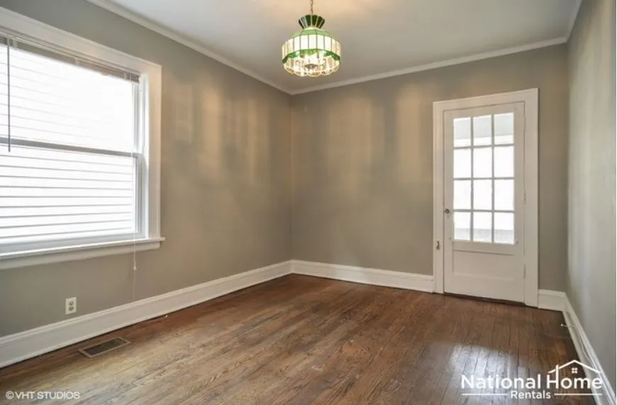 1109  CLEVELAND ST 60202-unit#2-Evanston-IL