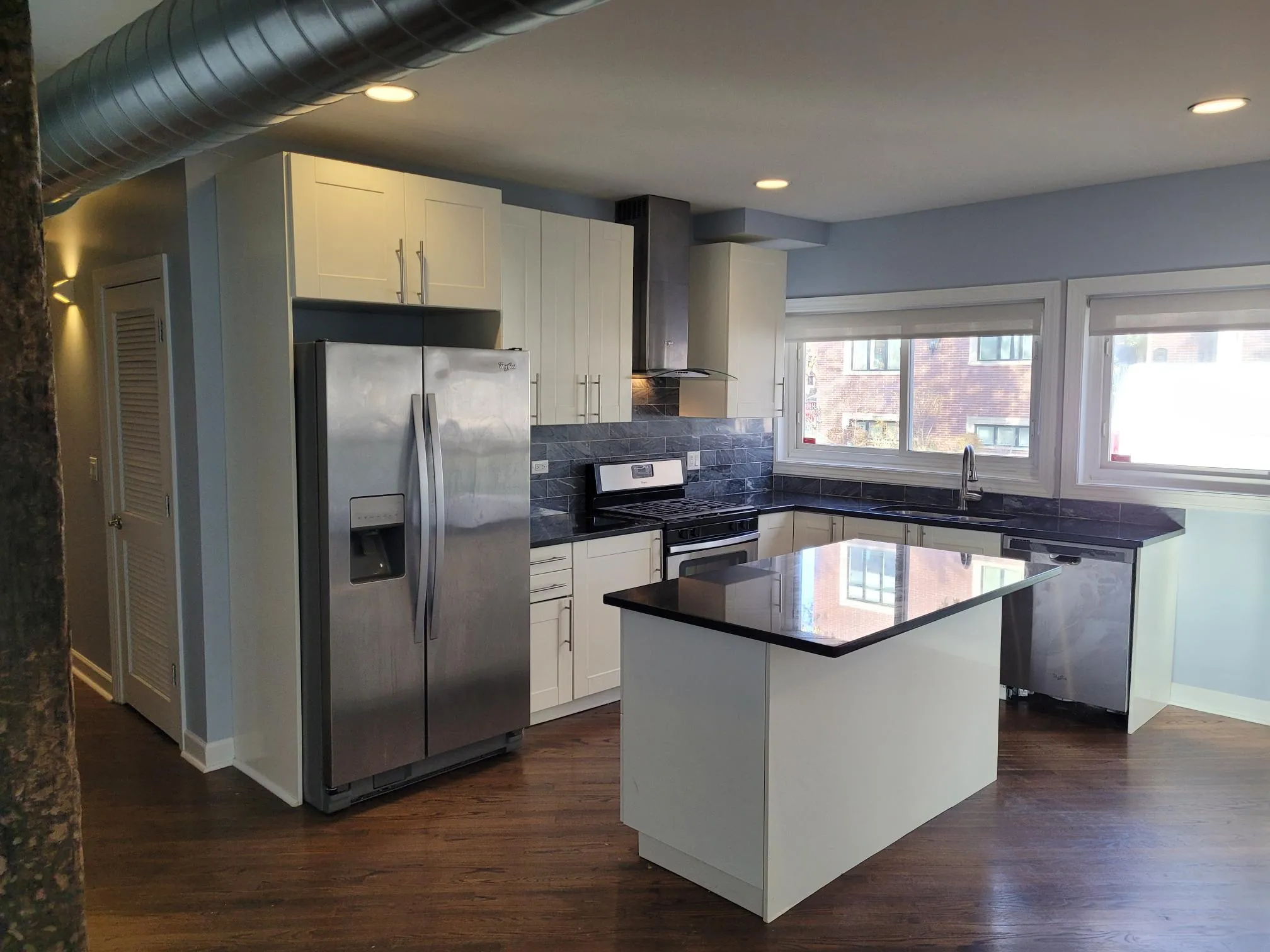 3259 N LEAVITT ST 60618-School & Leavitt-unit#1R-Chicago-IL
