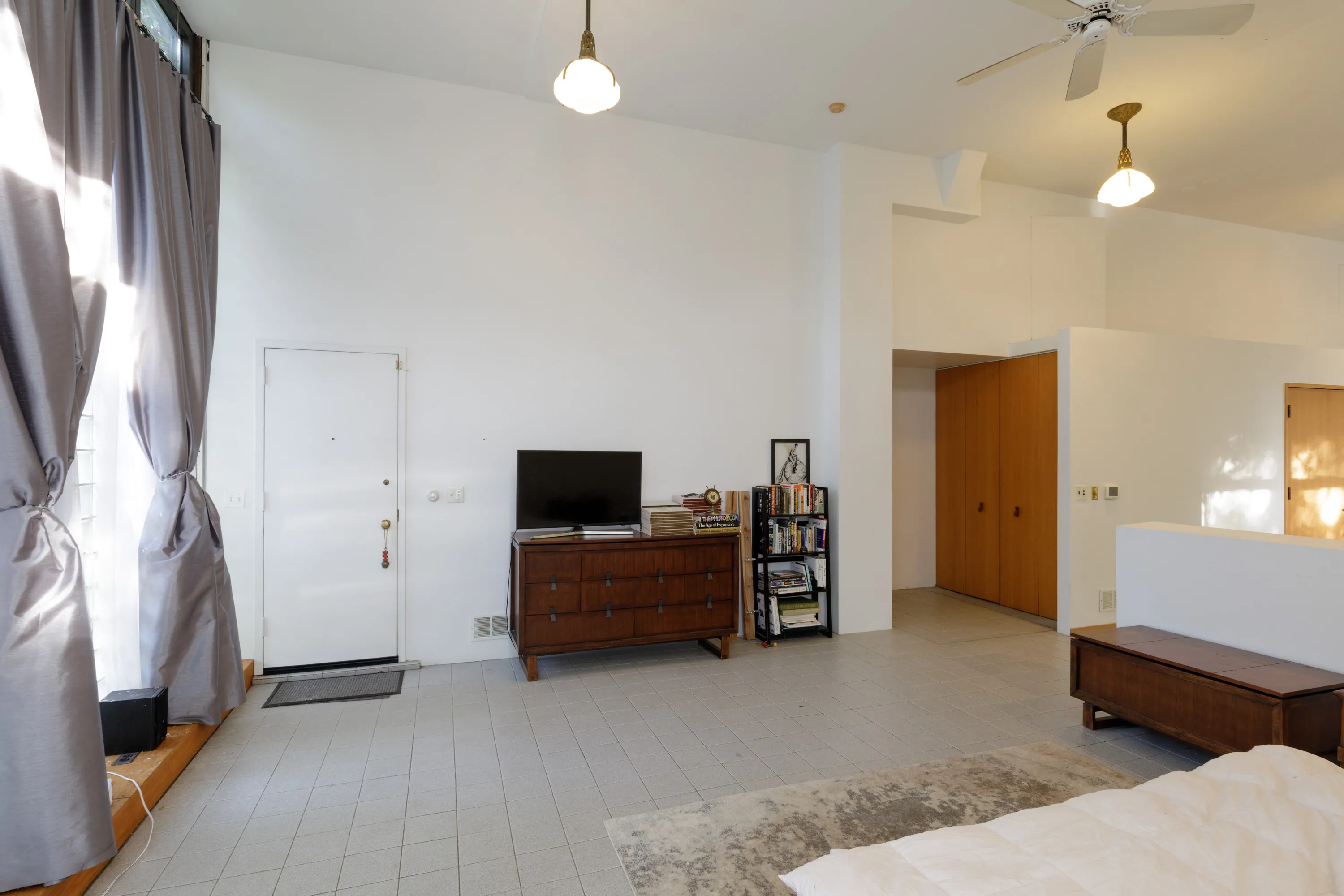 2159 W EVERGREEN AVE 60622-unit#Apt1-Chicago-IL
