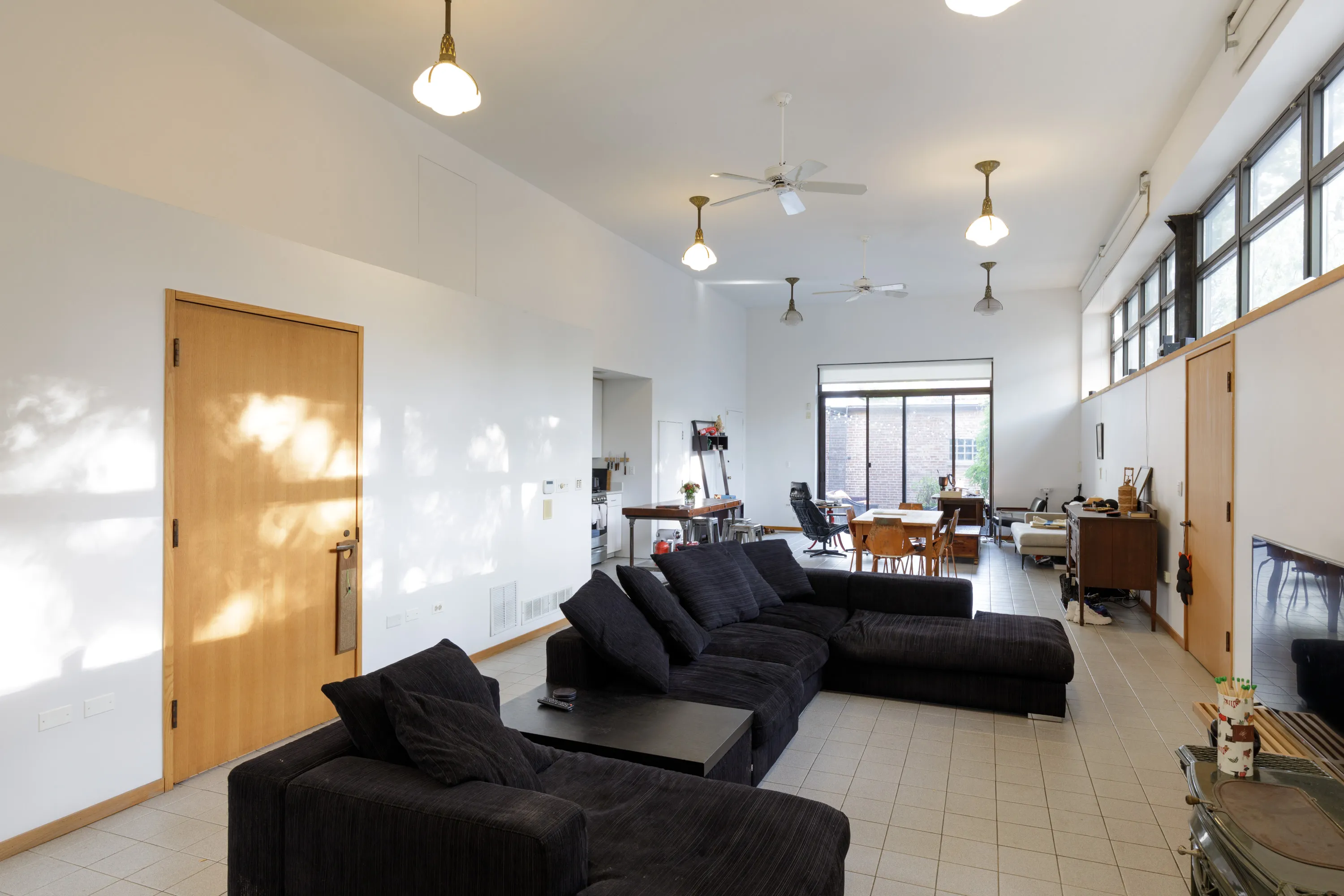 2159 W EVERGREEN AVE 60622-unit#Apt1-Chicago-IL