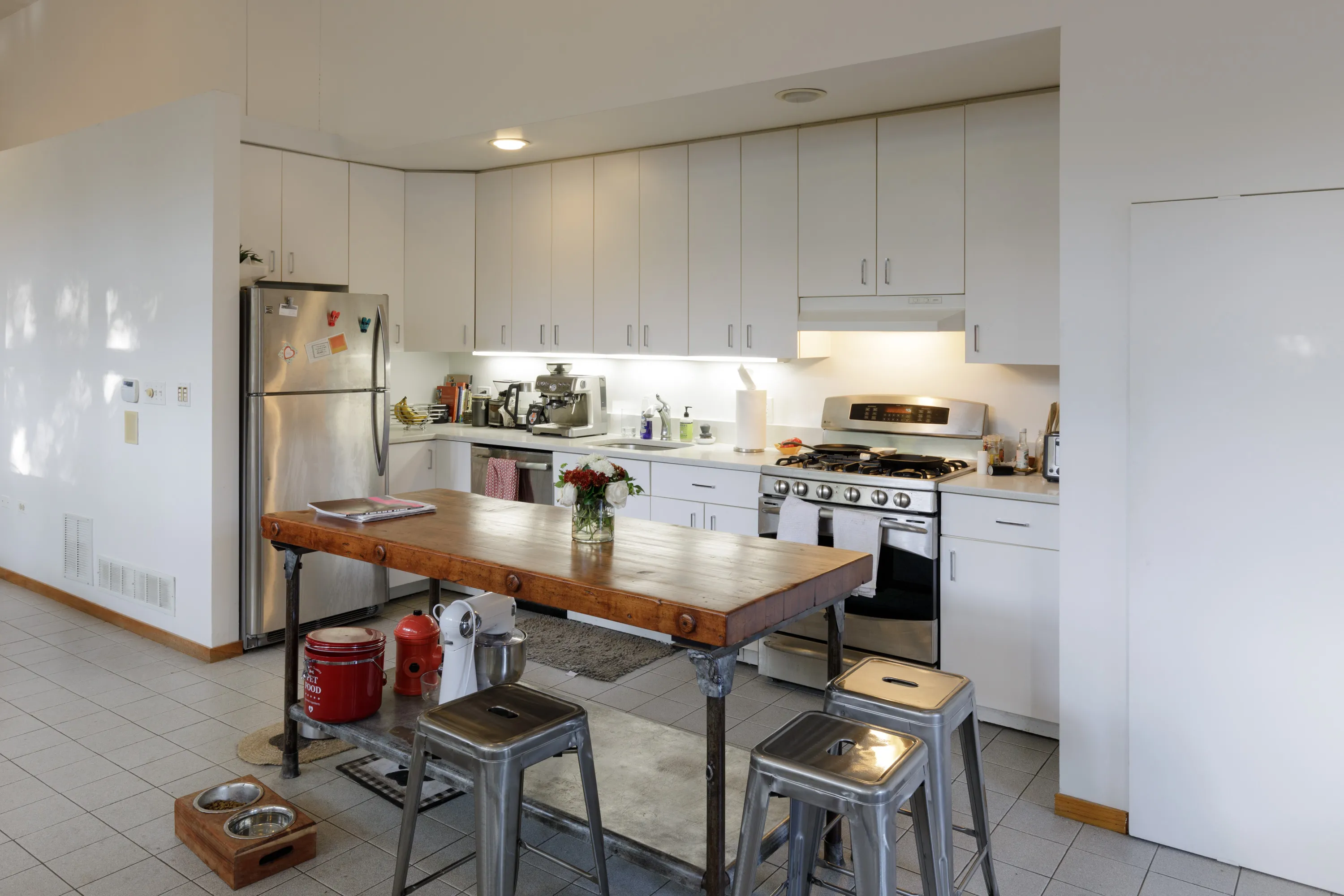 2159 W EVERGREEN AVE 60622-unit#Apt1-Chicago-IL