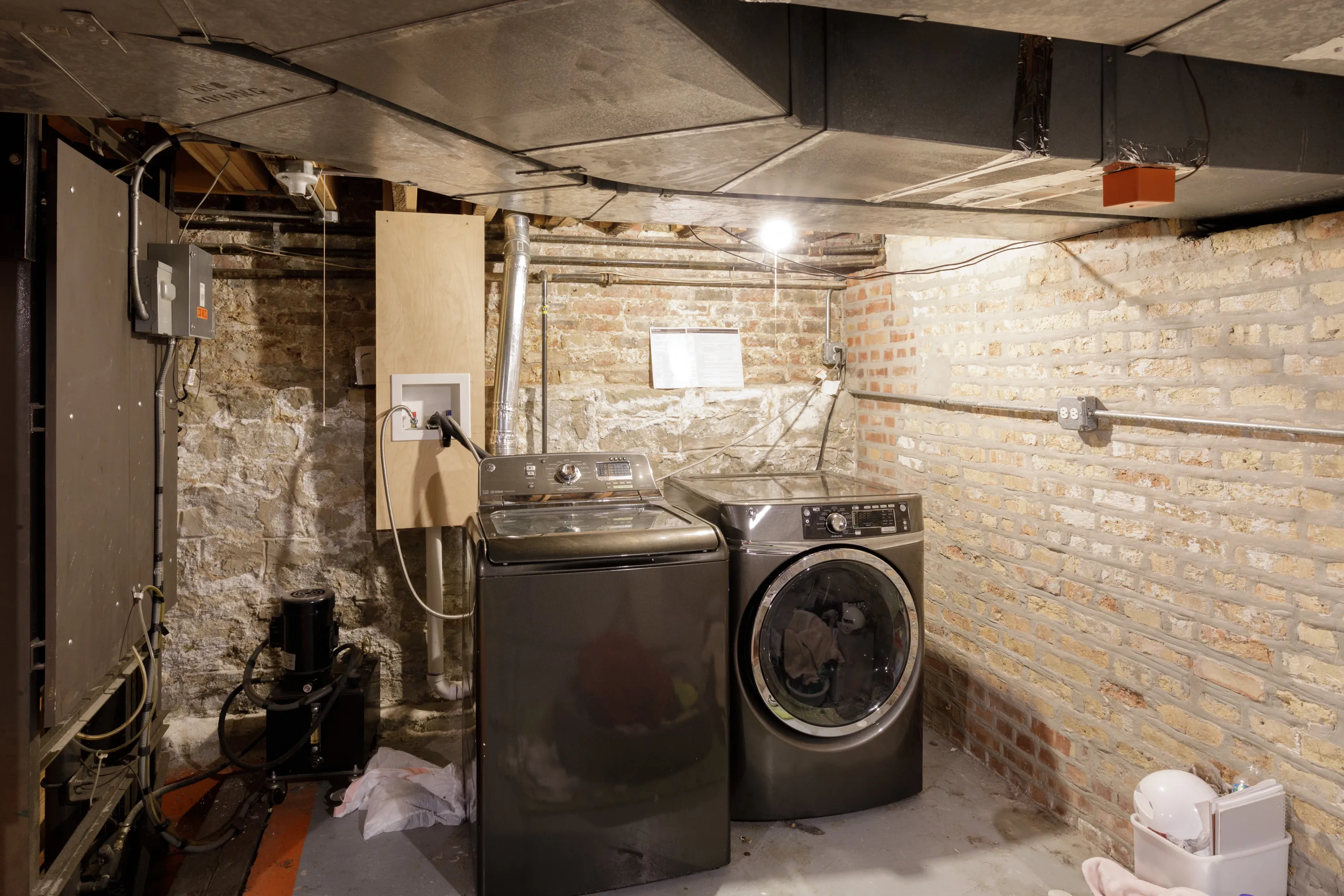 2159 W EVERGREEN AVE 60622-unit#Apt1-Chicago-IL