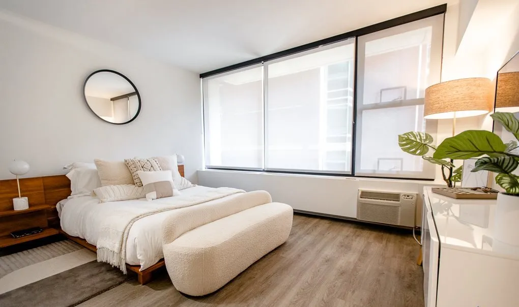 21 E CHESTNUT ST 60611-unit#8h-Chicago-IL