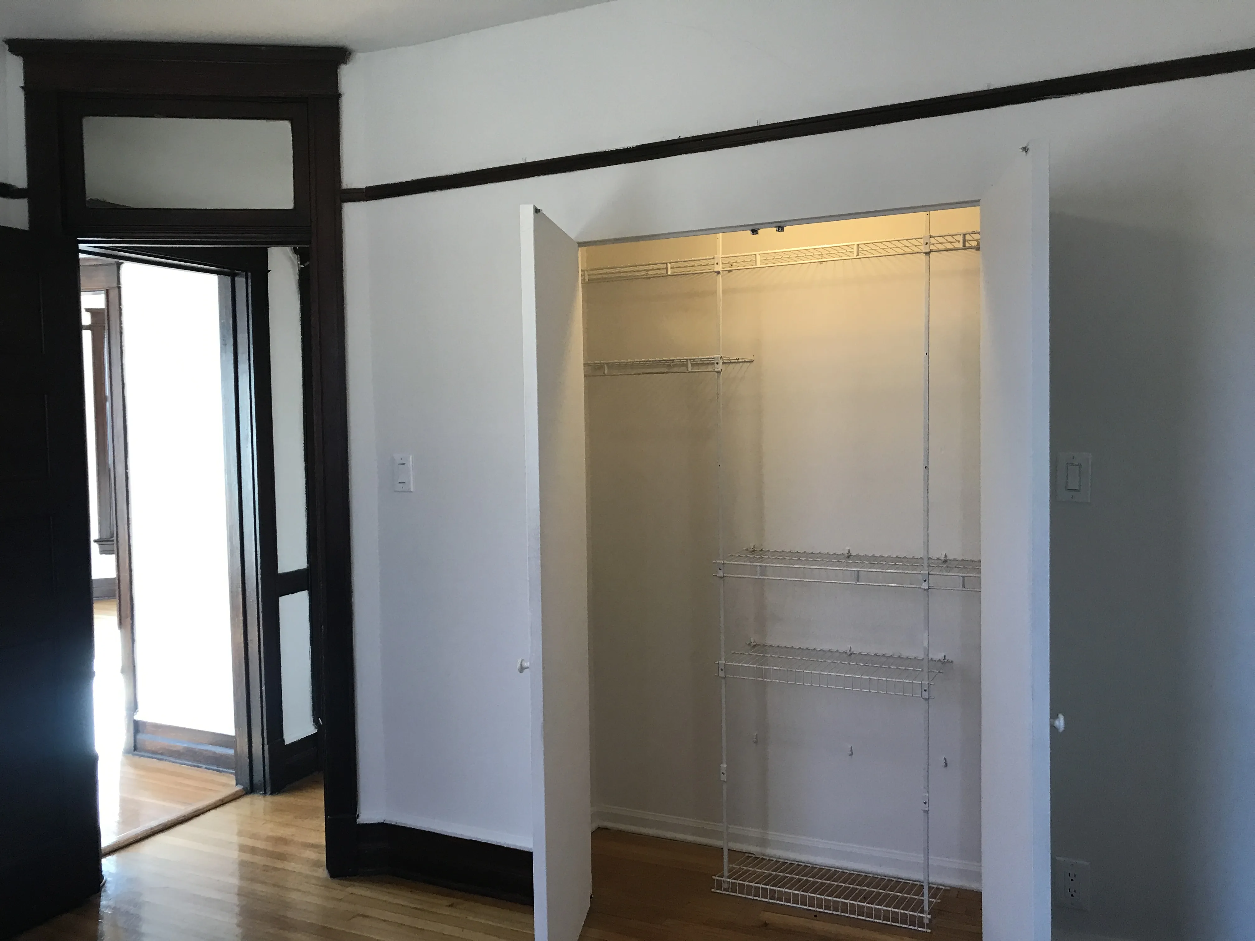 900 W ADDISON ST 60613-The Addison Apartments-unit#2-Chicago-IL