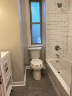 2131 N OAKLEY AVE 60647-unit#Apt-B-Chicago-IL