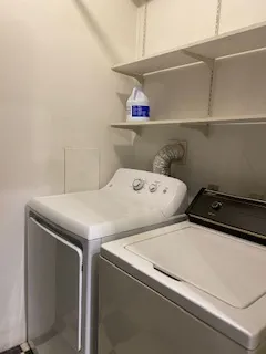 2131 N OAKLEY AVE 60647-unit#Apt-B-Chicago-IL