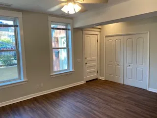 2131 N OAKLEY AVE 60647-unit#Apt-B-Chicago-IL