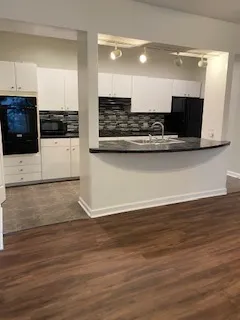 2131 N OAKLEY AVE 60647-unit#Apt-B-Chicago-IL