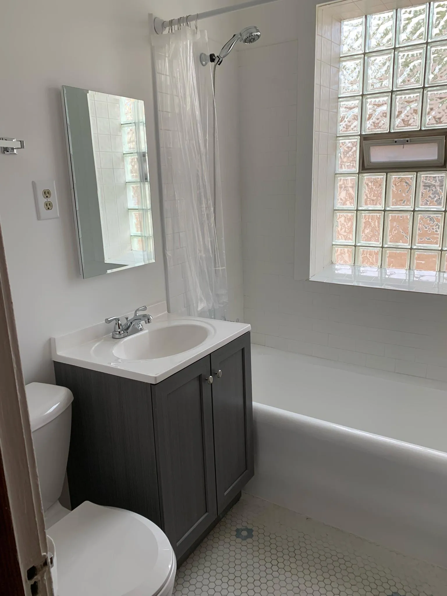6015 W ARDMORE AVE 60646-unit#2-Chicago-IL