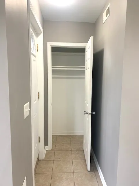 2846 N DRAKE AVE 60618-unit#G-Chicago-IL