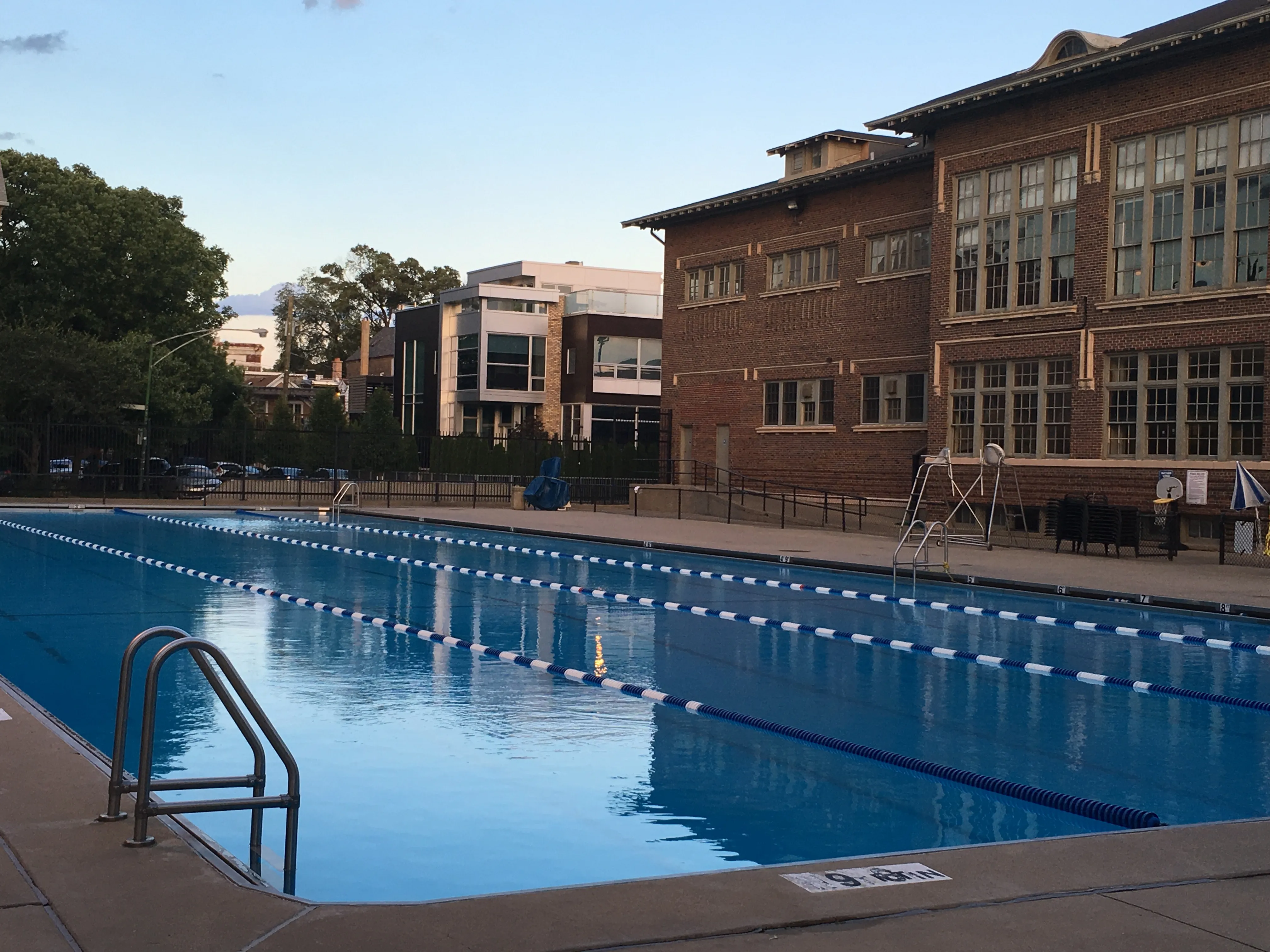 2131 N OAKLEY AVE 60647-unit#Apt-B-Chicago-IL