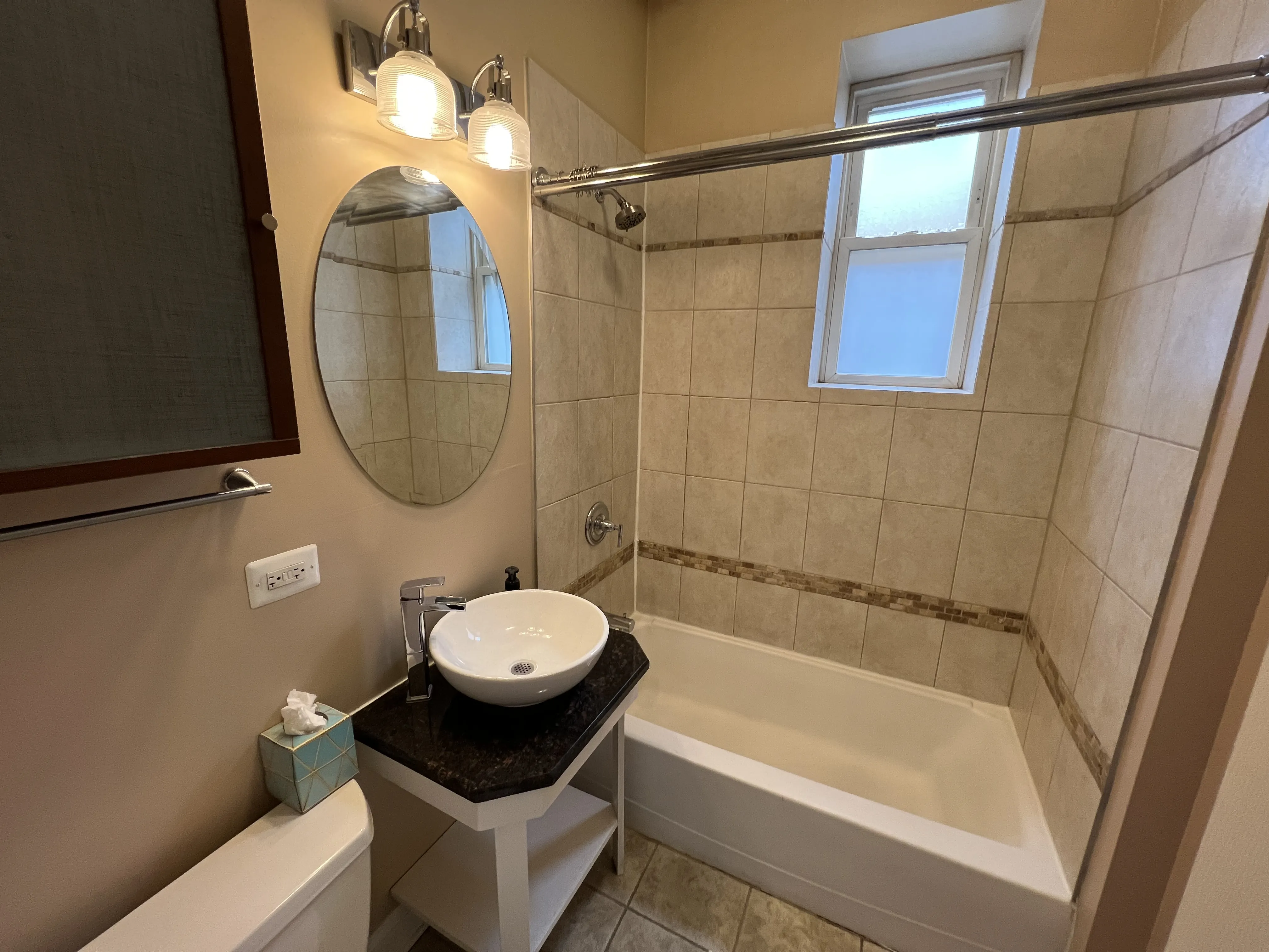 1825 N WASHTENAW AVE 60647-Greystone Manor-unit#2F-Chicago-IL