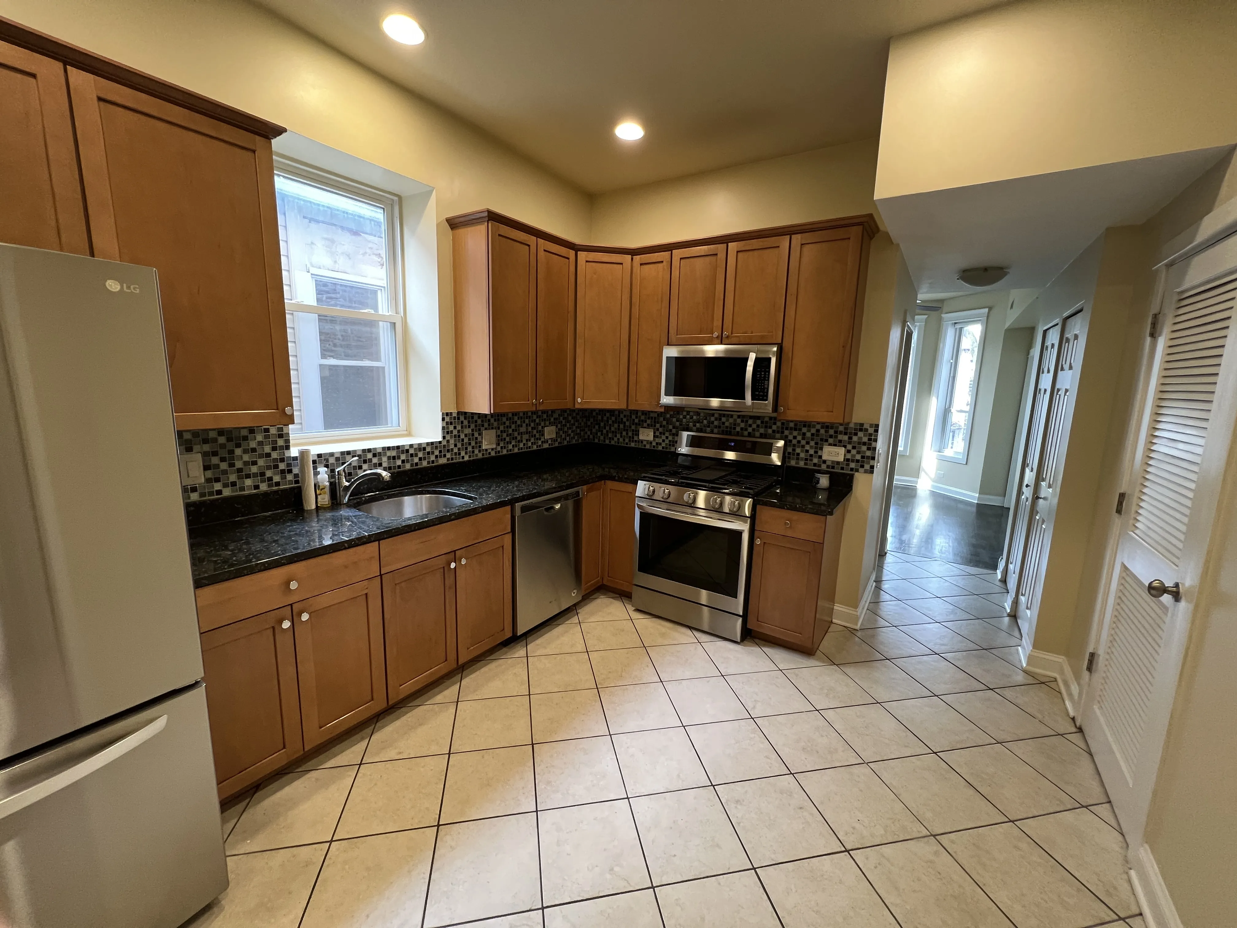 1825 N WASHTENAW AVE 60647-Greystone Manor-unit#2F-Chicago-IL