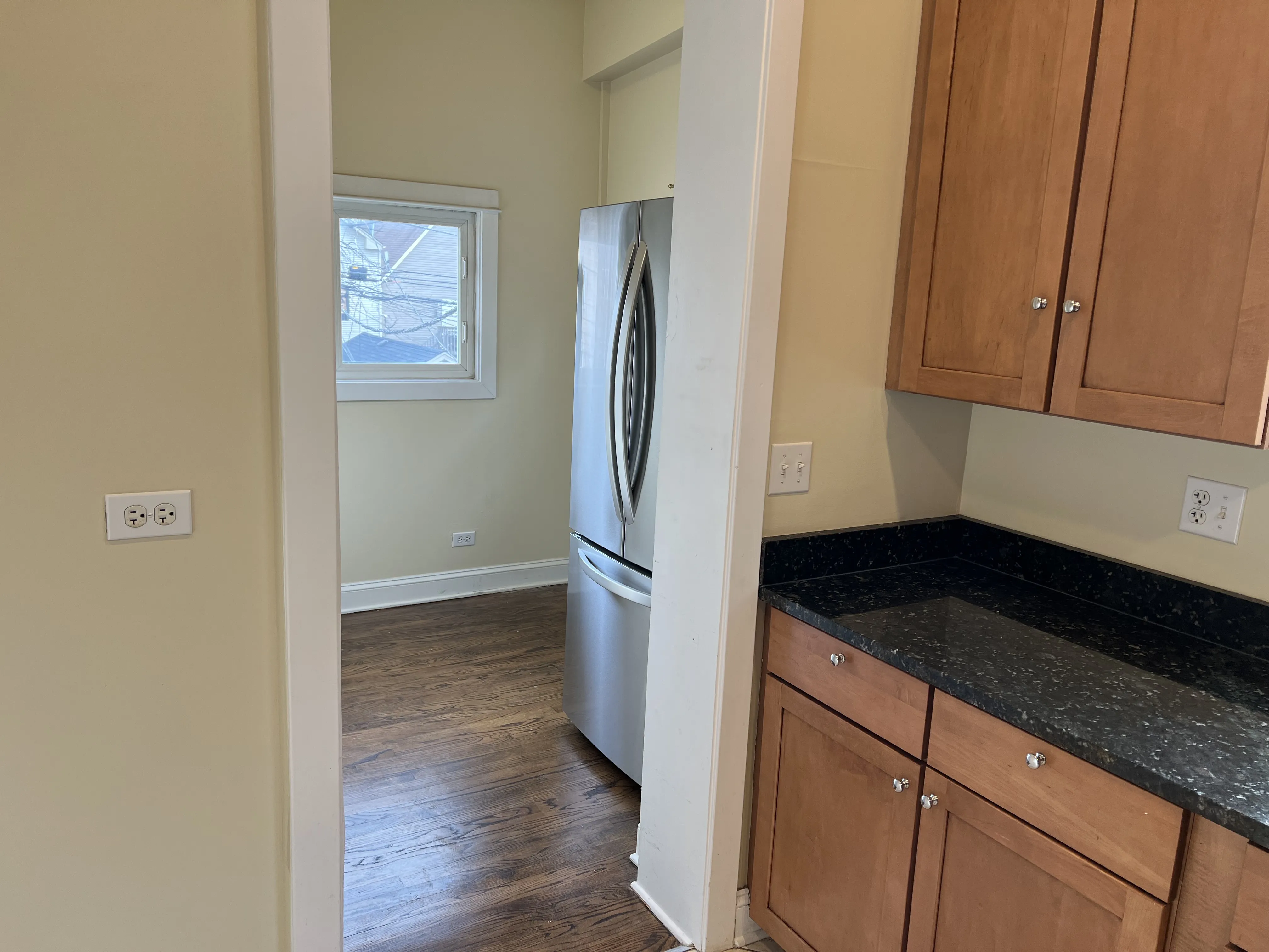 1825 N WASHTENAW AVE 60647-Greystone Manor-unit#02-R-Chicago-IL