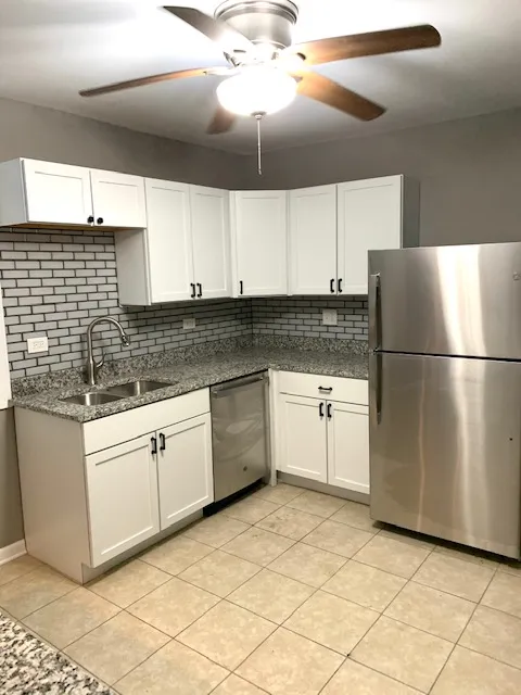 2846 N DRAKE AVE 60618-unit#G-Chicago-IL