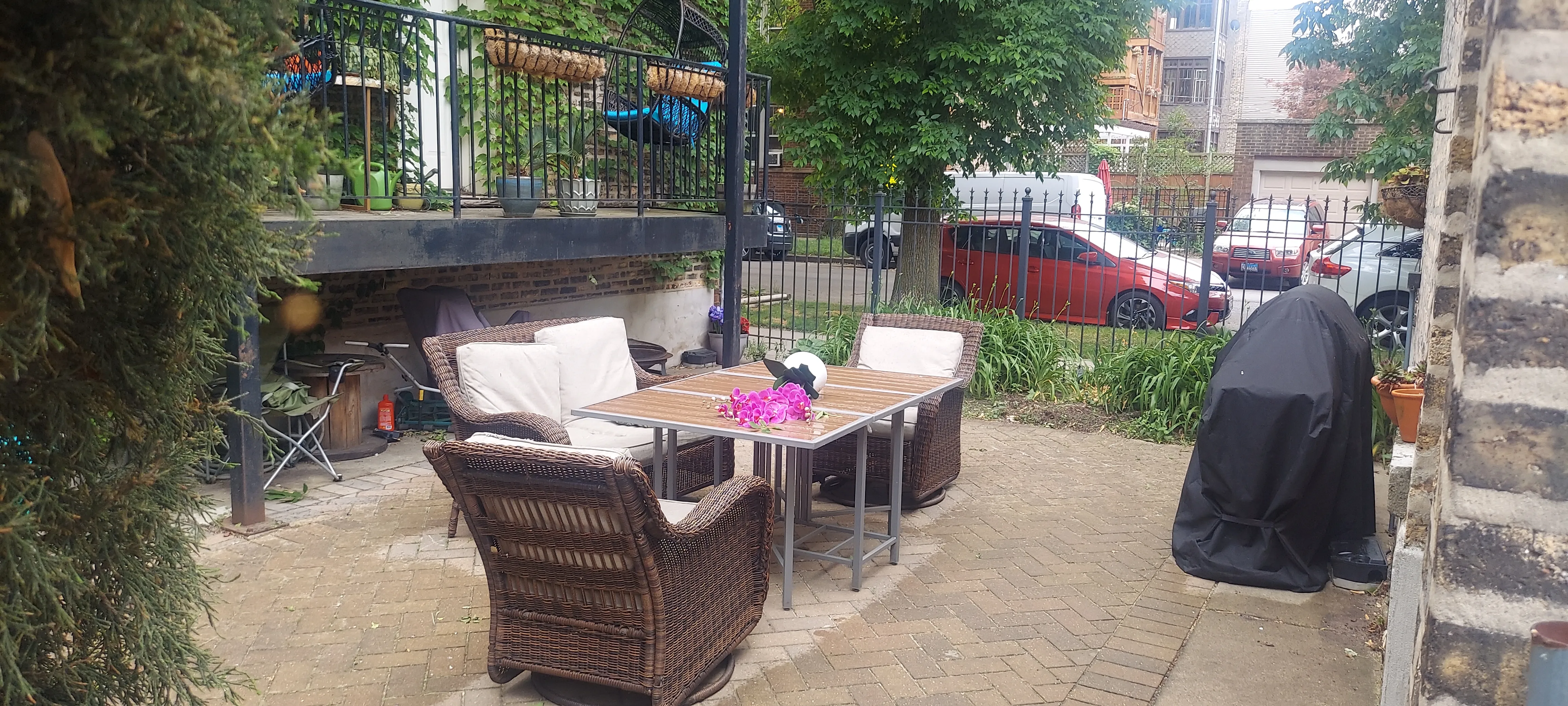 1702 W SUMMERDALE AVE 60640-unit#GARDN-Chicago-IL