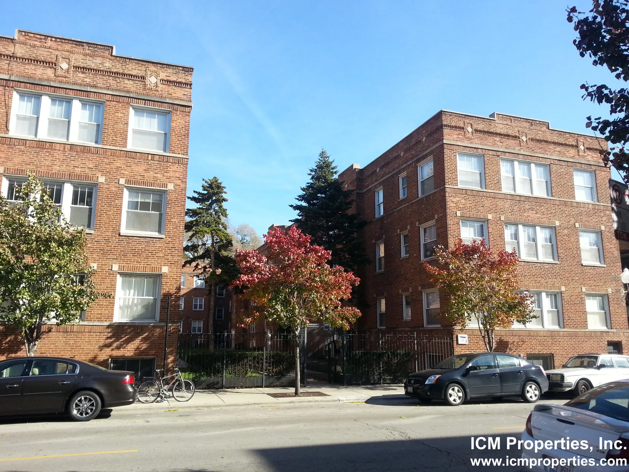 3521 N BROADWAY AVE 60657-unit#1E-Chicago-IL