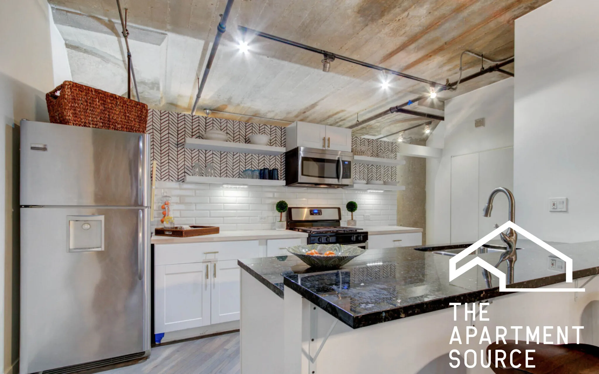 411 W ONTARIO ST 60654-unit#325-Chicago-IL