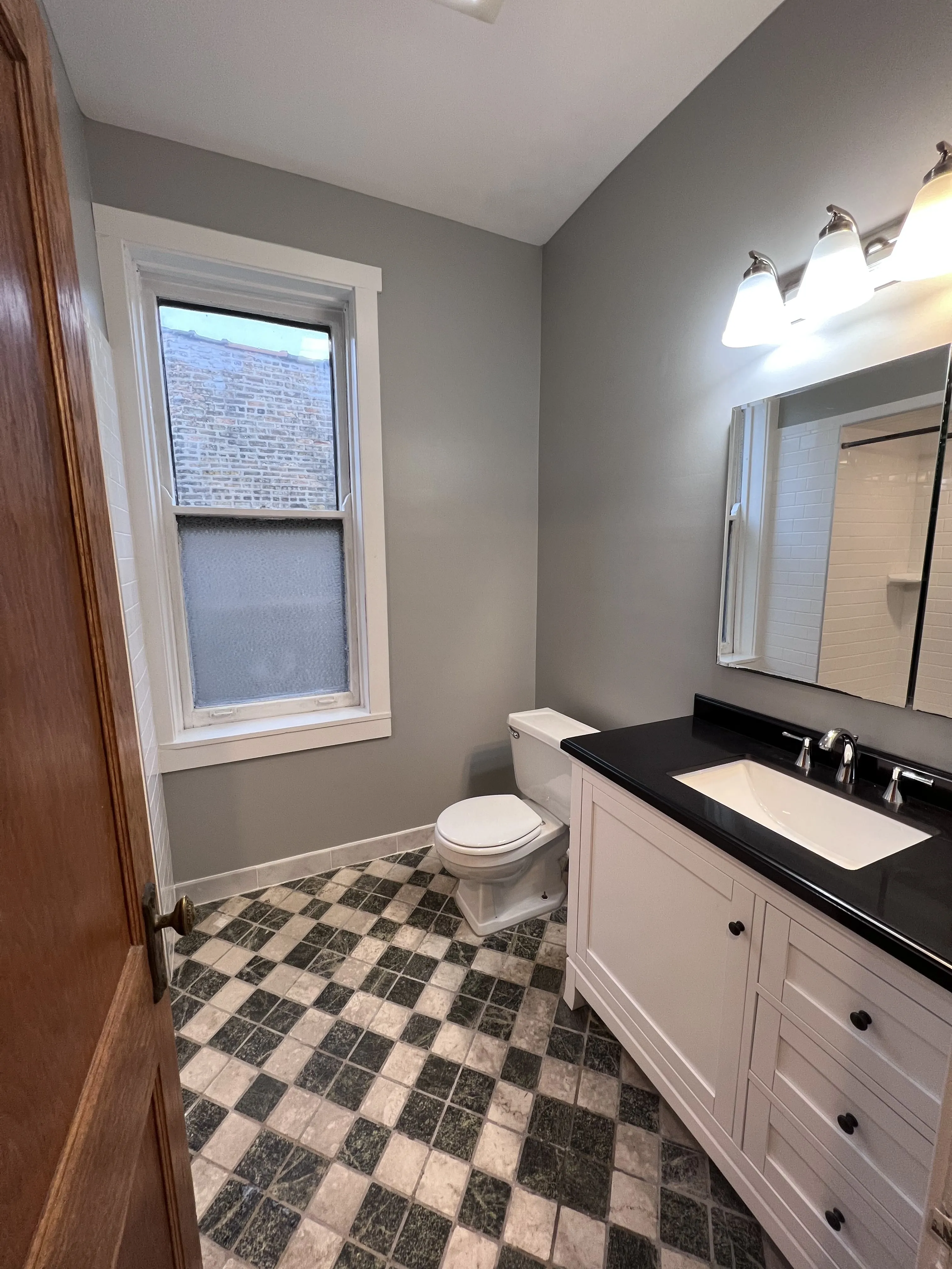 1327 W GRANVLE AVE 60660-unit#02-Chicago-IL