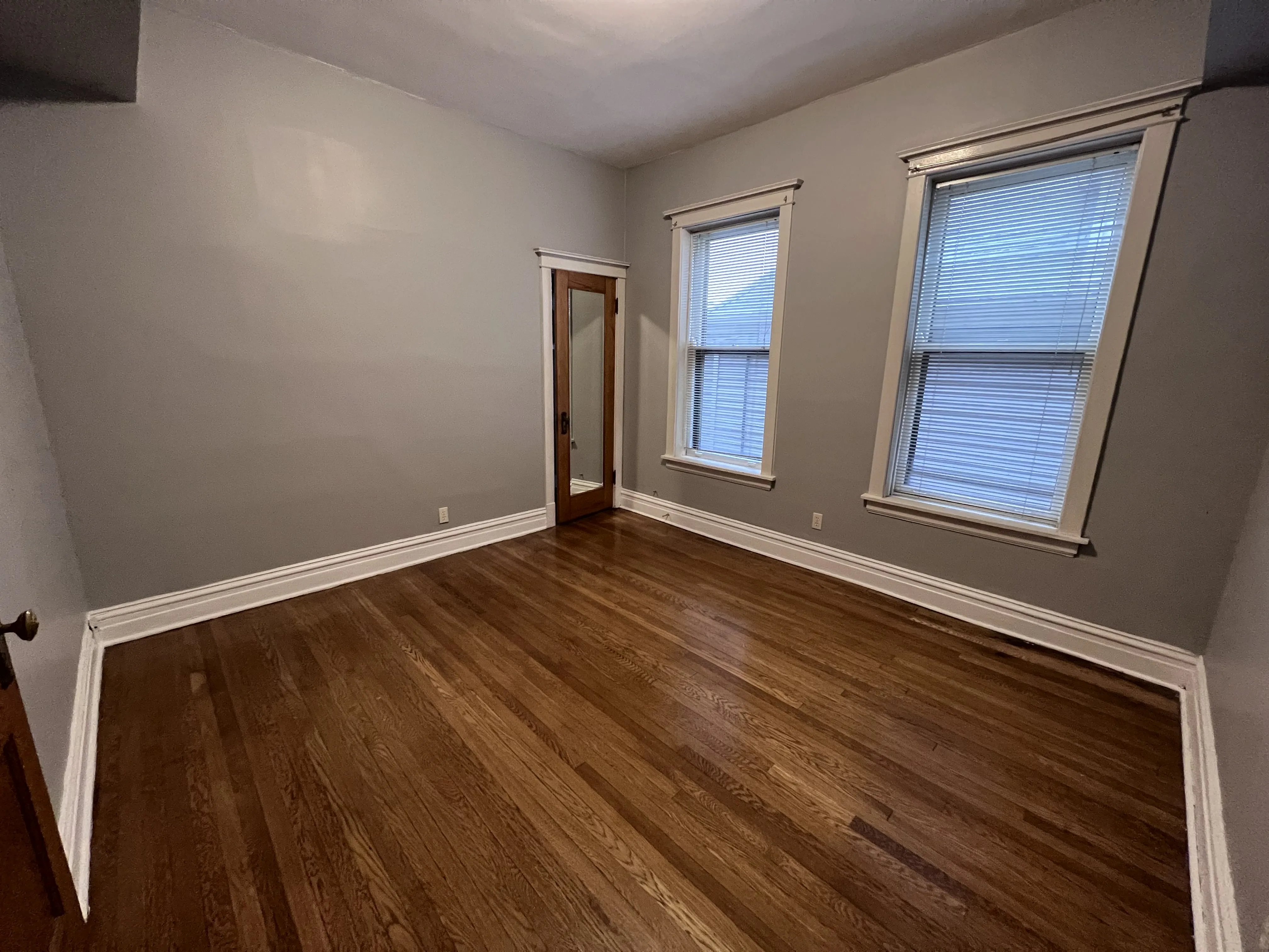 1327 W GRANVLE AVE 60660-unit#02-Chicago-IL