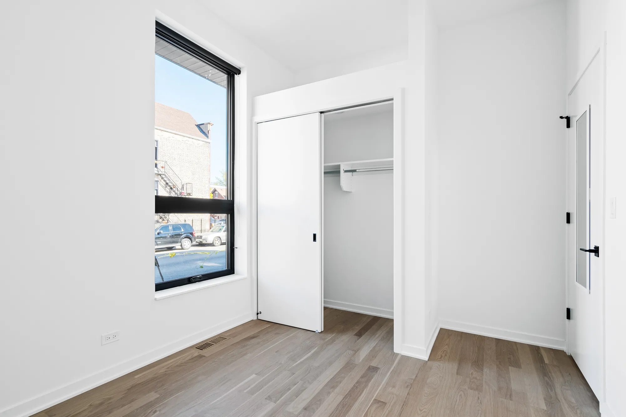 2100 W 21ST PL 60608-Room For Rent-unit#1F-Chicago-IL