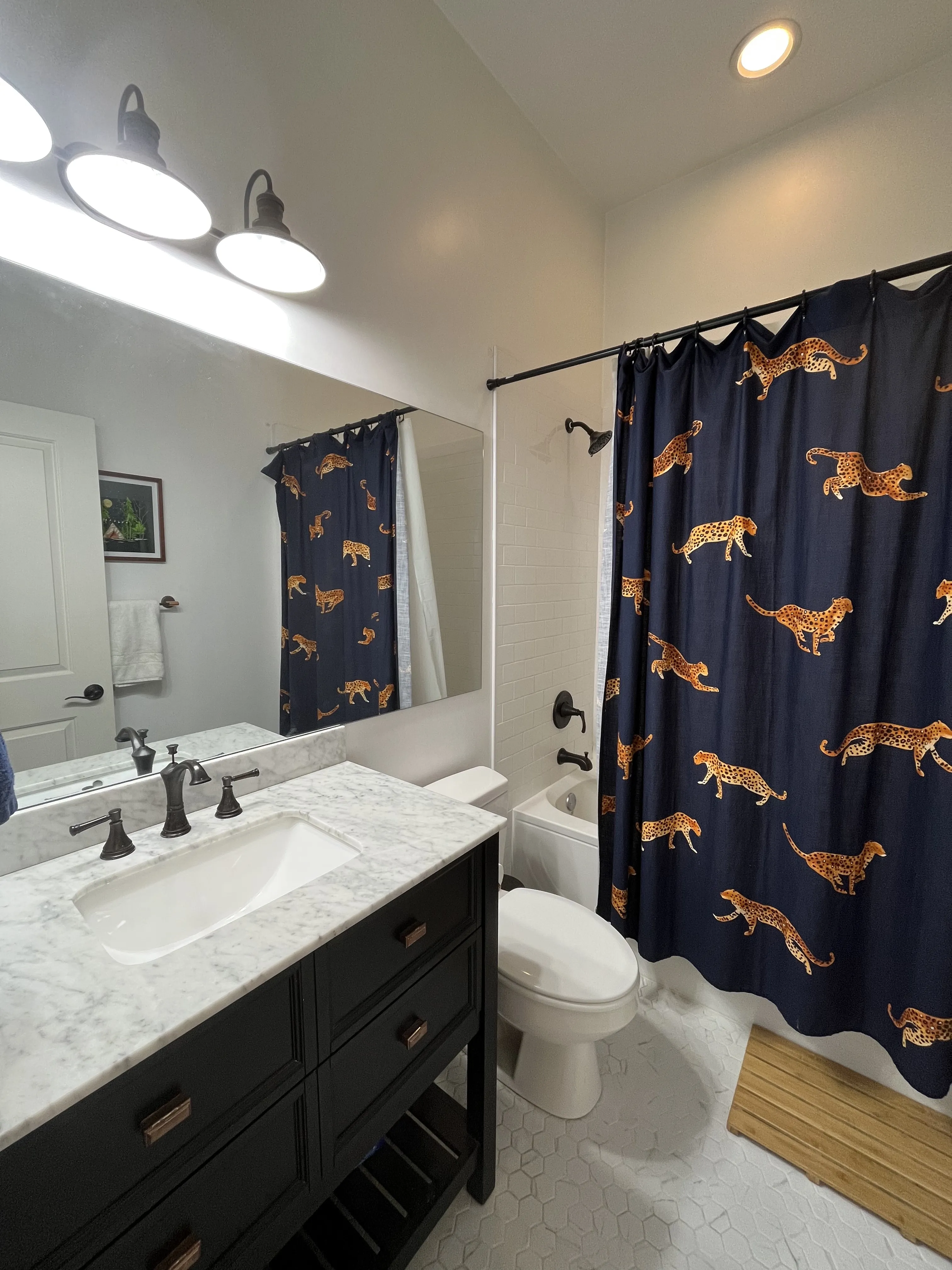 2205 W SHAKESPEARE AVE 60647-unit#2E-Chicago-IL
