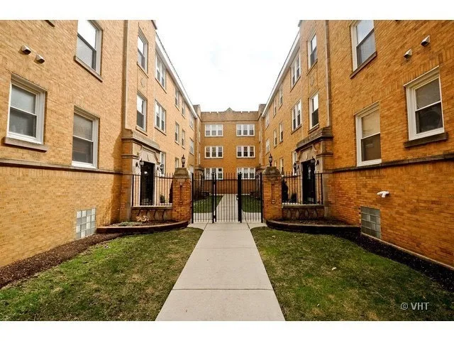 4845 N WOLCOTT AVE 60640-unit#2W-Chicago-IL