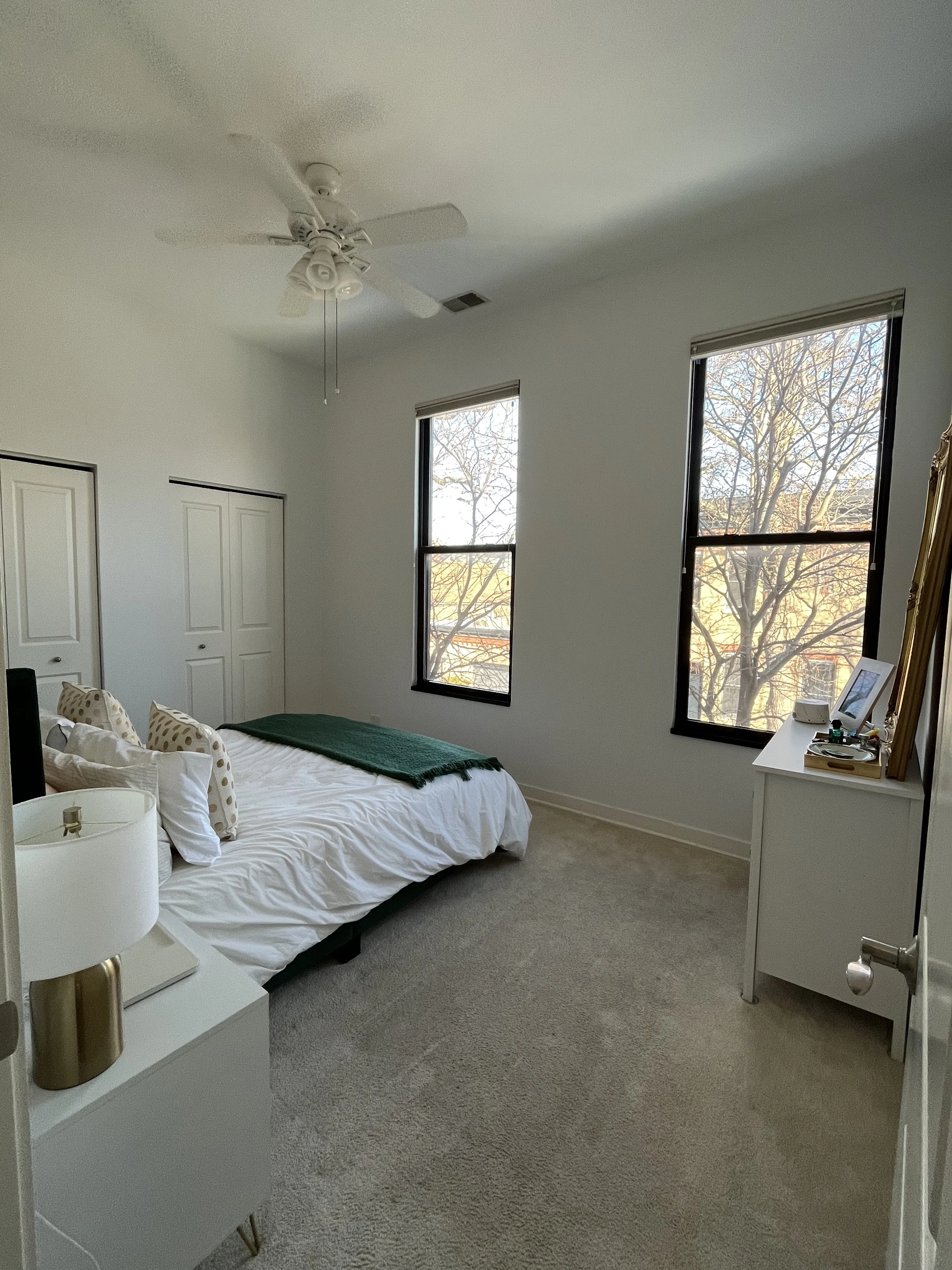 2205 W SHAKESPEARE AVE 60647-unit#2E-Chicago-IL