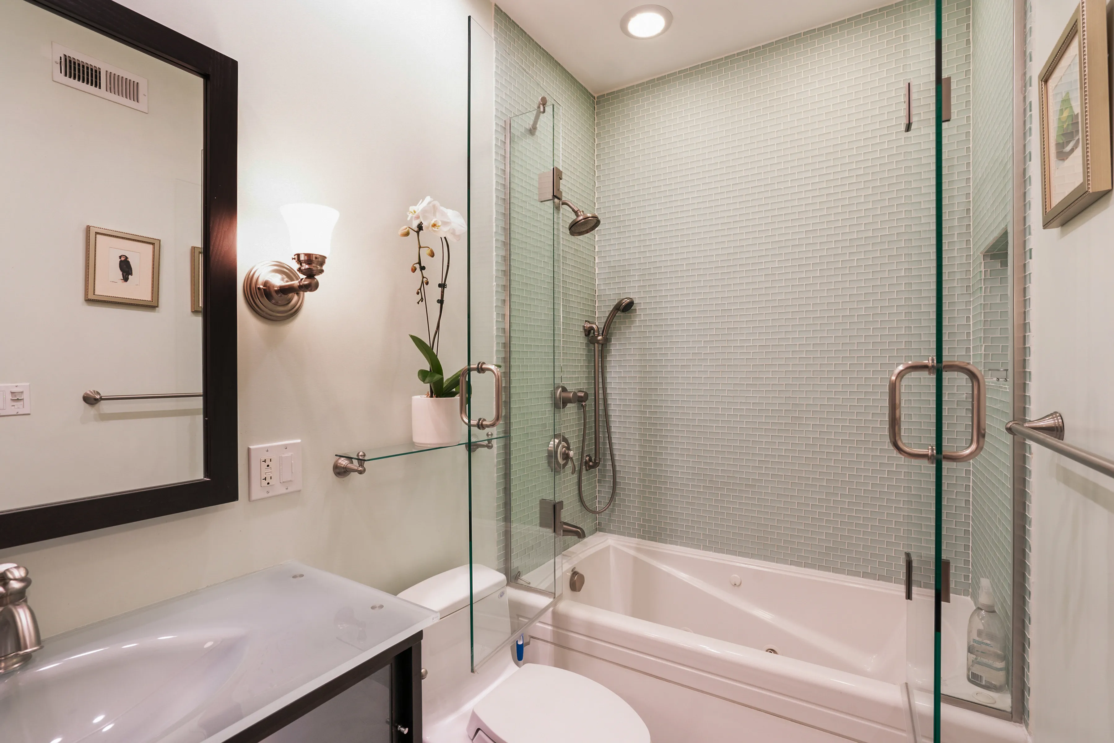 550 W SURF ST 60657-Commodore-unit#A512-Chicago-IL