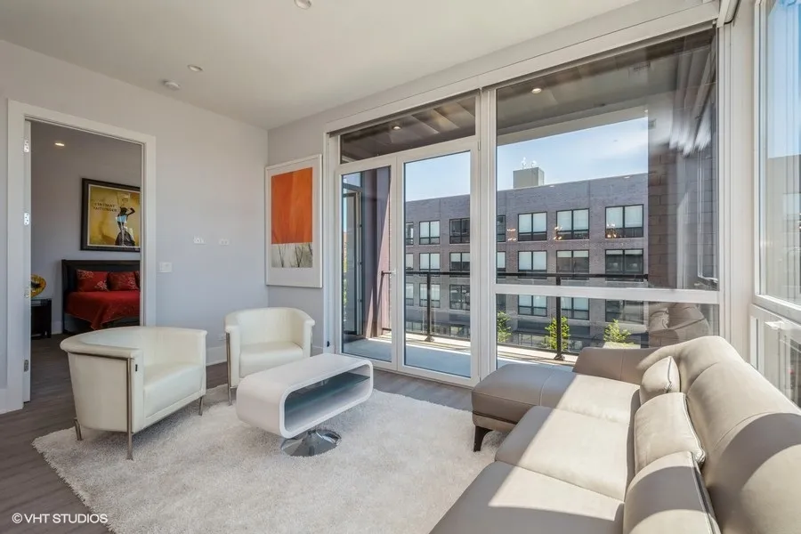 2353 W WABANSIA AVE 60647-Bucktown Gateway Apartments-unit#A401-Chicago-IL