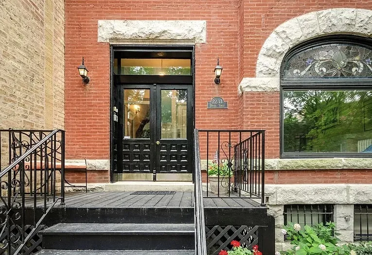 2233 N BISSELL ST 60614-Victoria House-unit#Apt 1-Chicago-IL