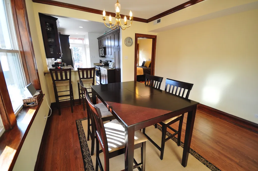 4132 N MOZART ST 60618-Mozart by the Park Apartments-unit#02-Chicago-IL