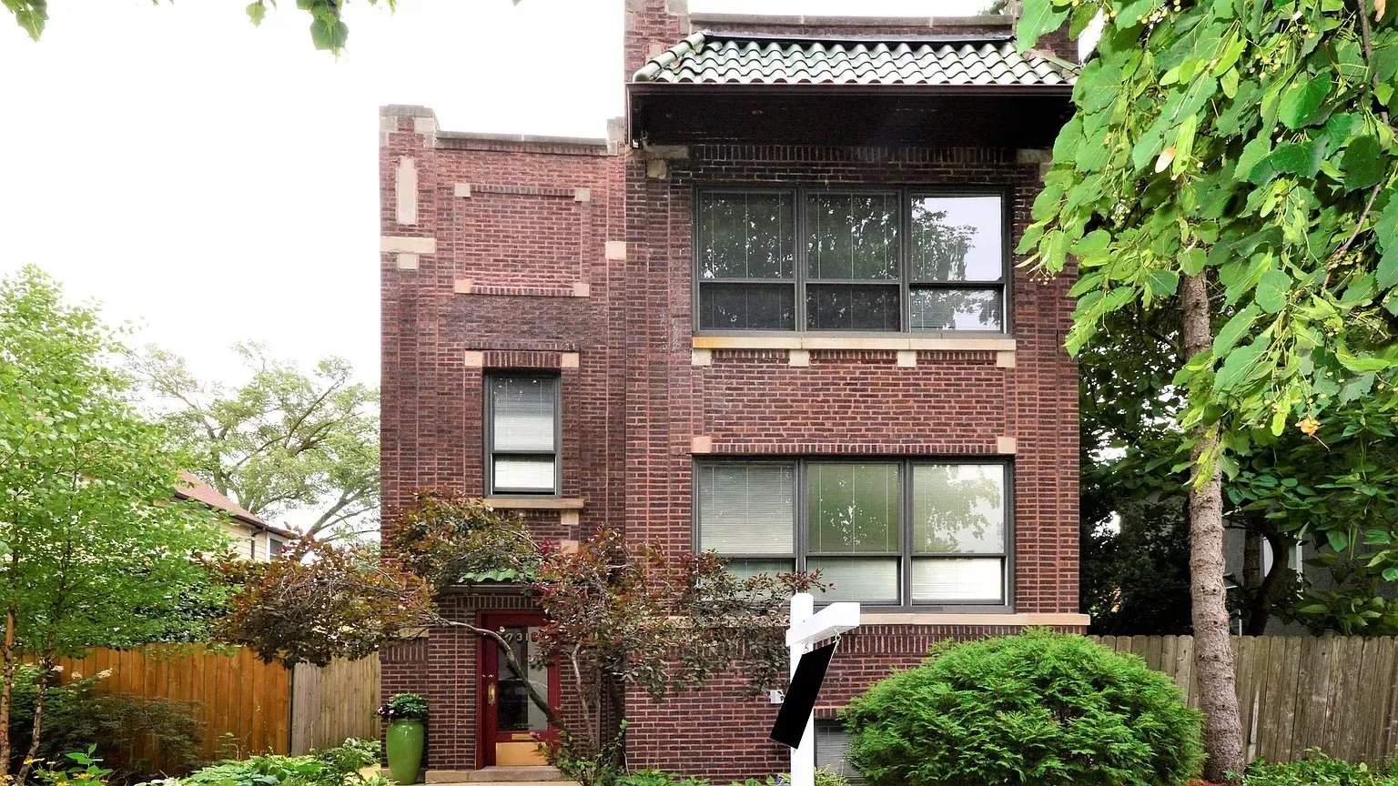 7319 N BELL AVE 60645-unit#2-Chicago-IL