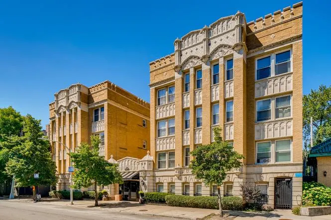 4240 N CLARENDON AVE 60613-unit#406N-Chicago-IL