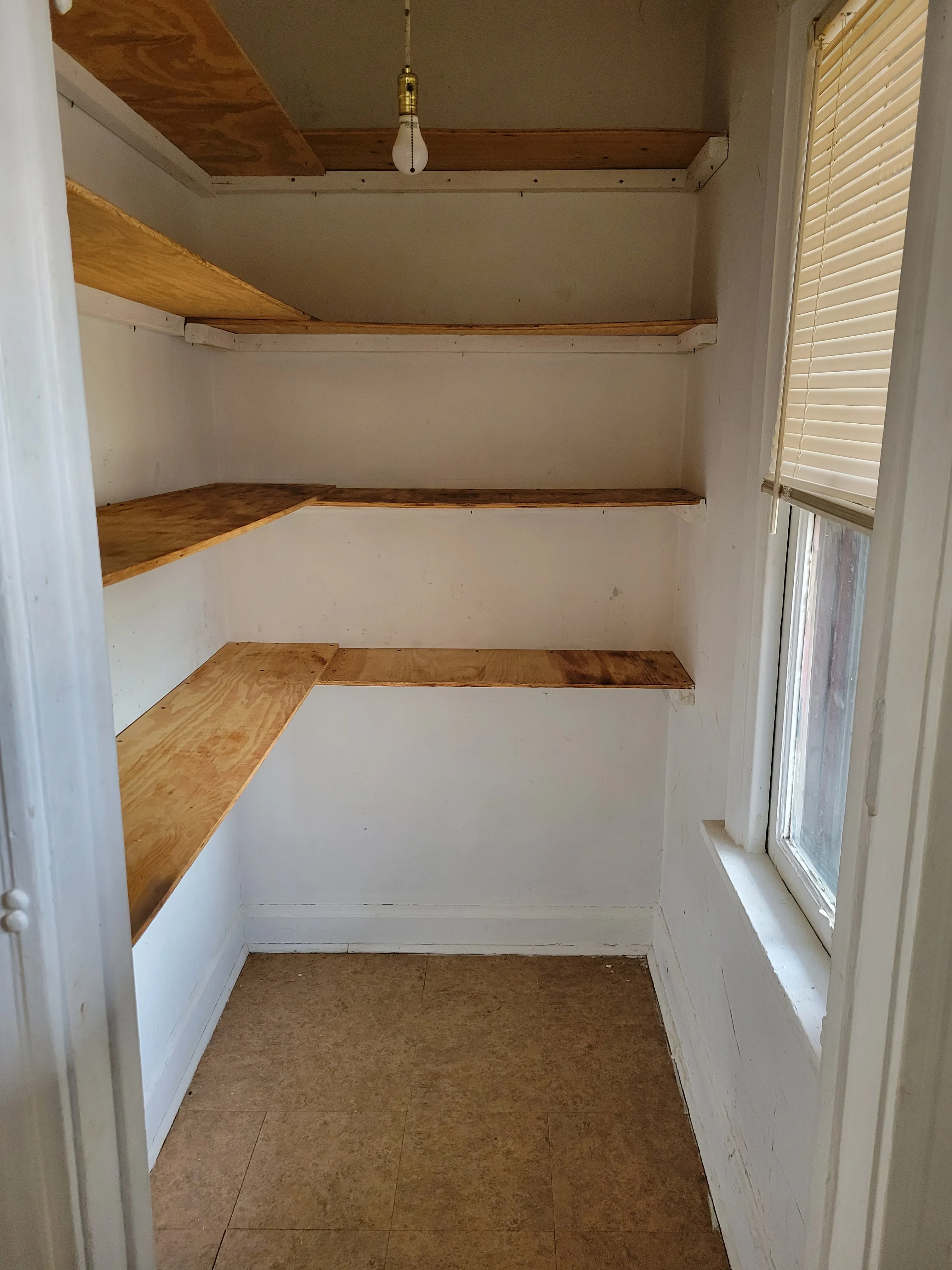 2320 W EASTWOOD AVE 60625-Keenan Apartments-unit#01-Chicago-IL