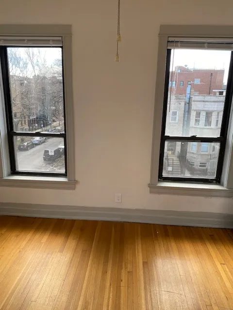 900 W ADDISON ST 60613-unit#3-Chicago-IL