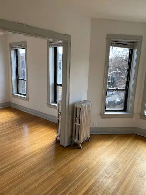 900 W ADDISON ST 60613-unit#3-Chicago-IL