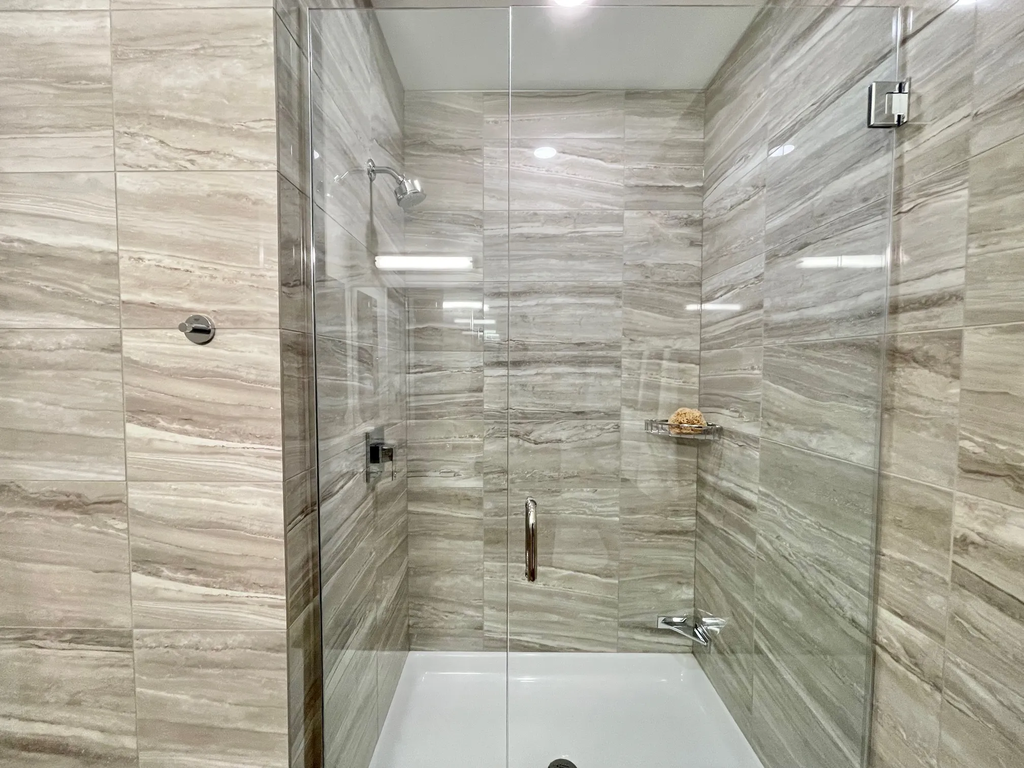 3478 N BROADWAY 60613-Lakeview Luxury Apartment-unit#Apt1-Chicago-IL