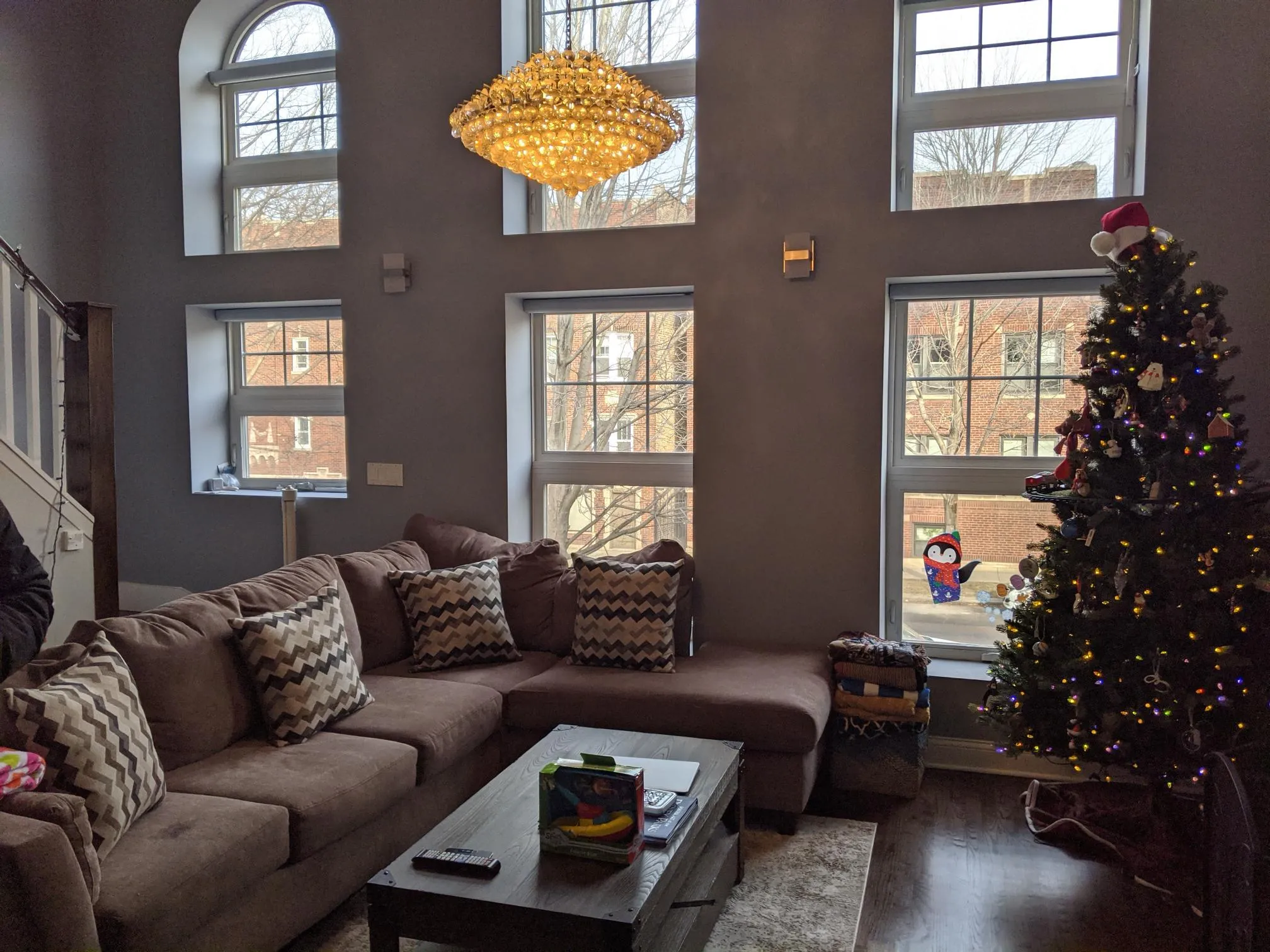 2107 W MONTROSE AVE 60618-unit#2-Chicago-IL