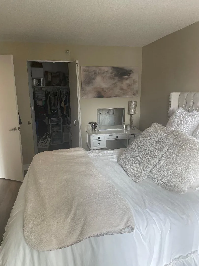 2 E ERIE ST 60611-unit#1901-Chicago-IL