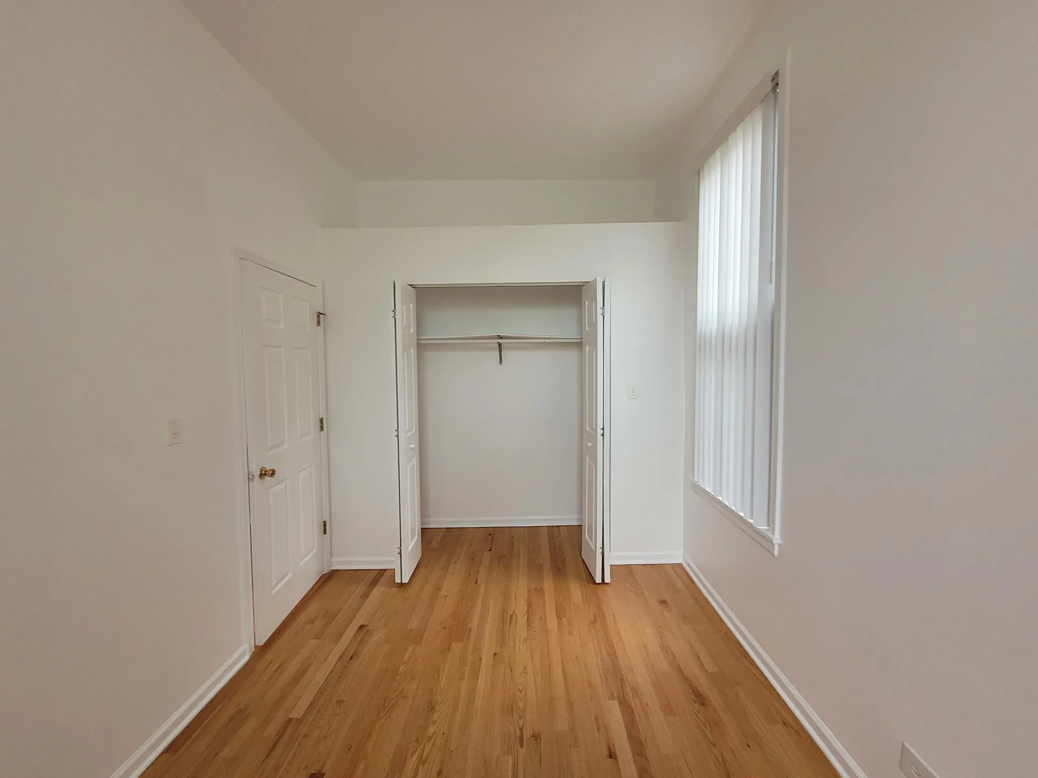 3215 W CRYSTAL ST 60651-unit#2nd-Chicago-IL